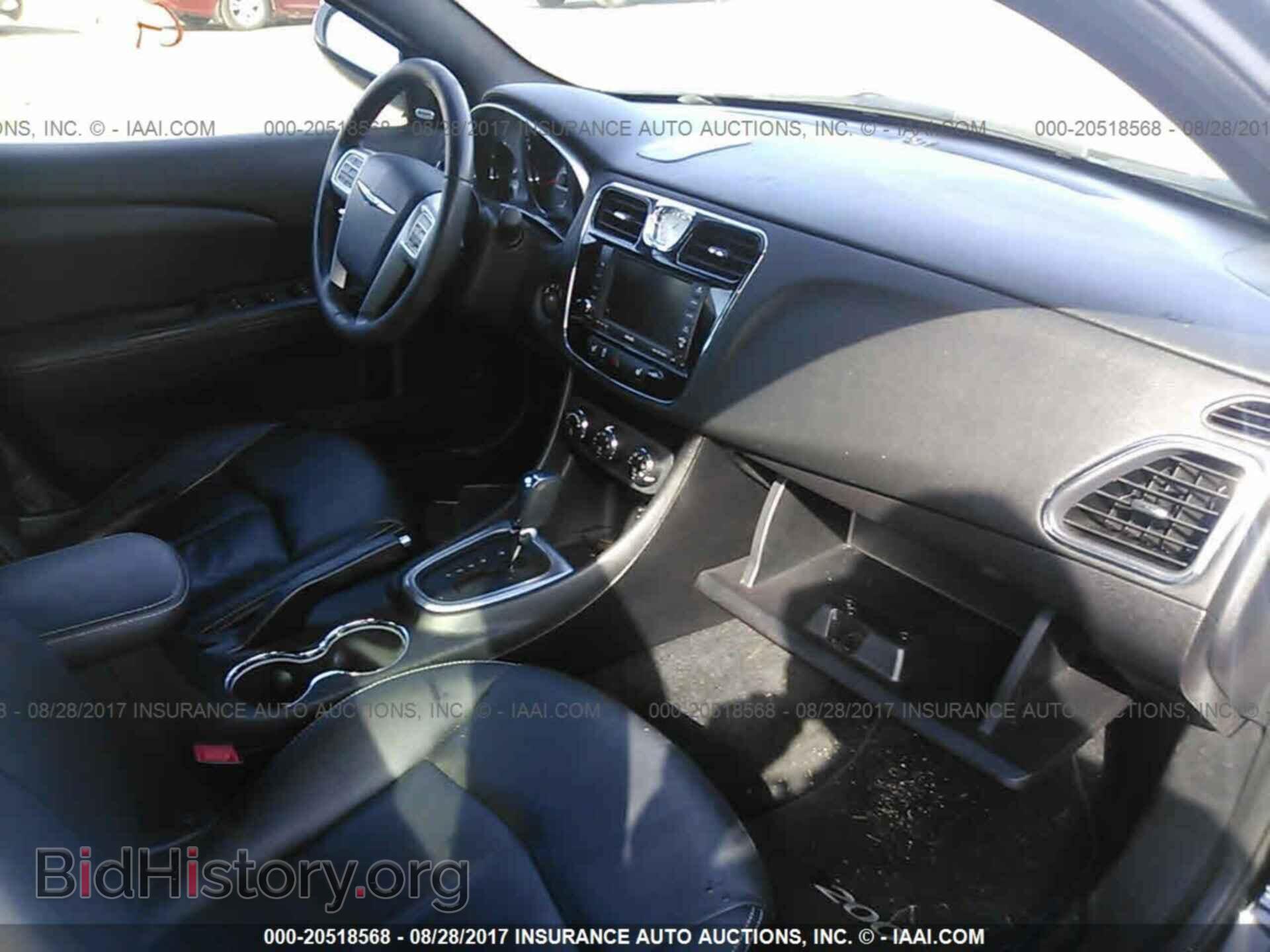 2011 Chrysler 200 - VIN: 1C3BC2FG4BN518249 - Photo 5