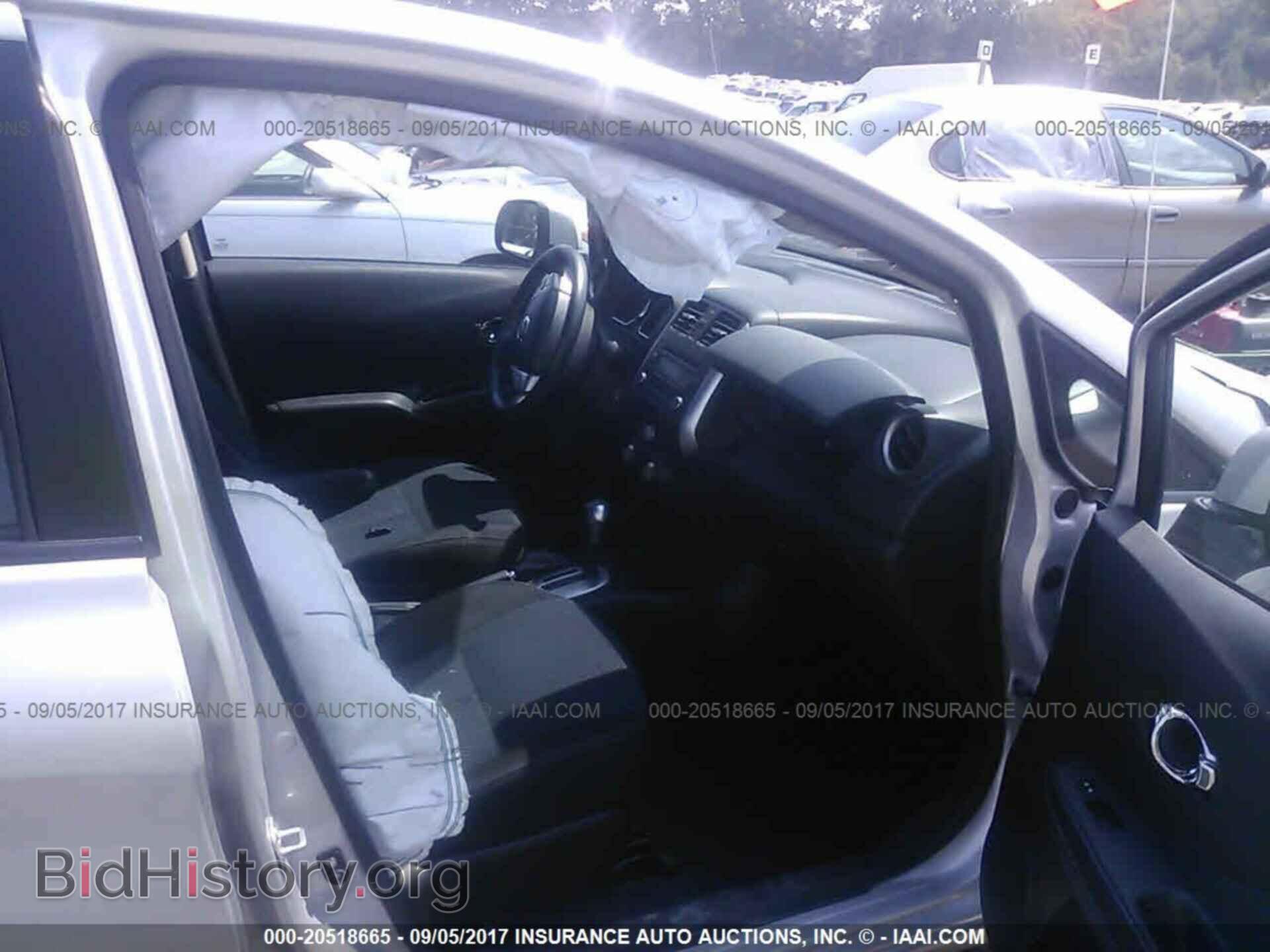2014 Nissan Versa note - VIN: 3N1CE2CP1EL403047 - Фото 5