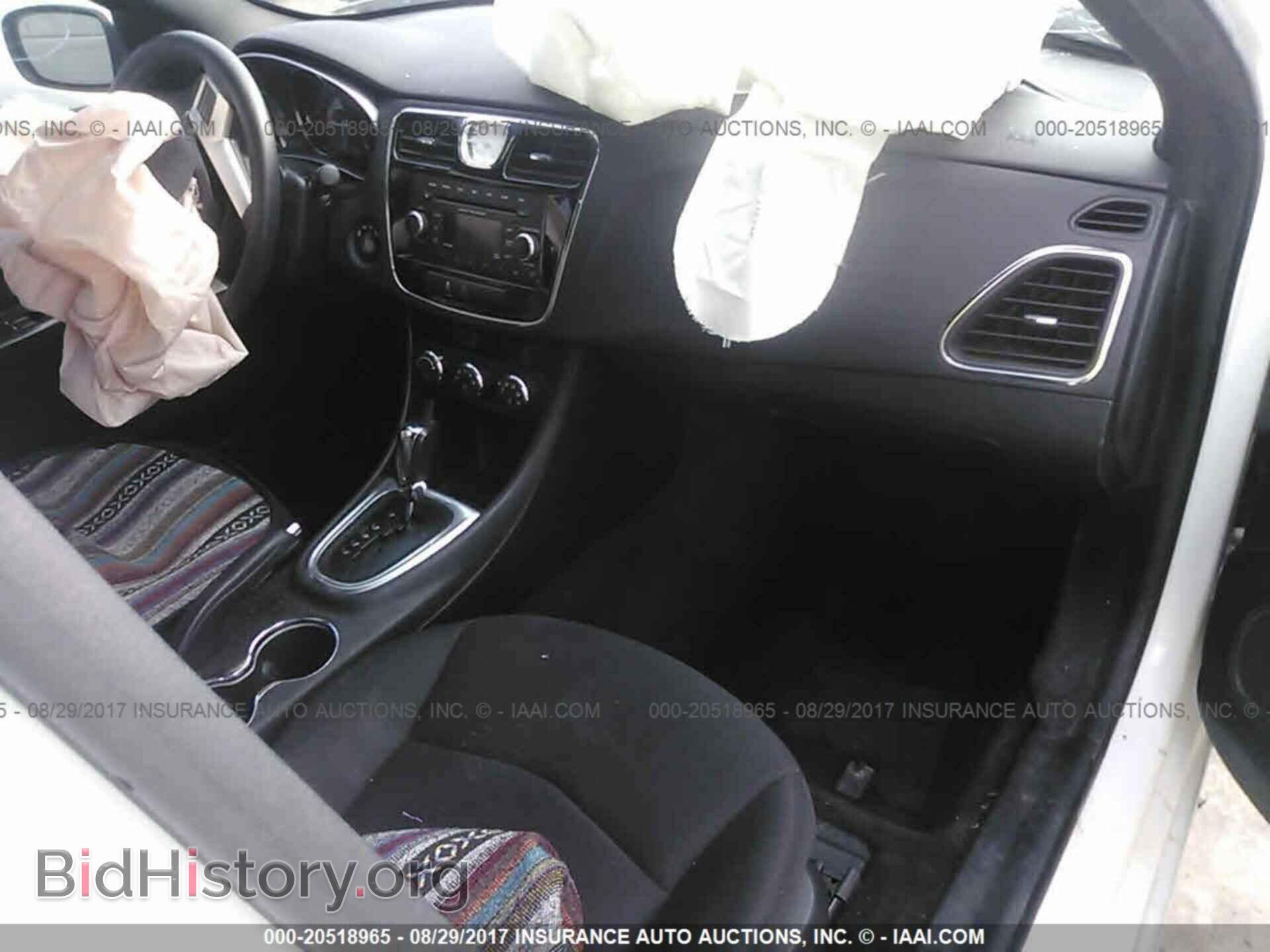 2013 Chrysler 200 - VIN: 1C3CCBBB5DN734855 - Фото 5