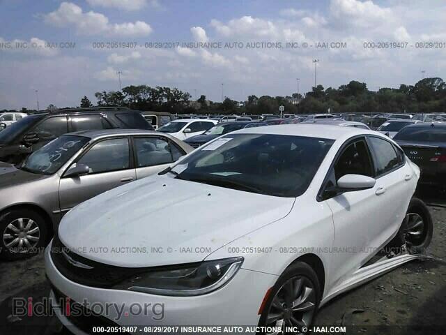 2015 Chrysler 200 - VIN: 1C3CCCBB8FN629509 - Photo 2