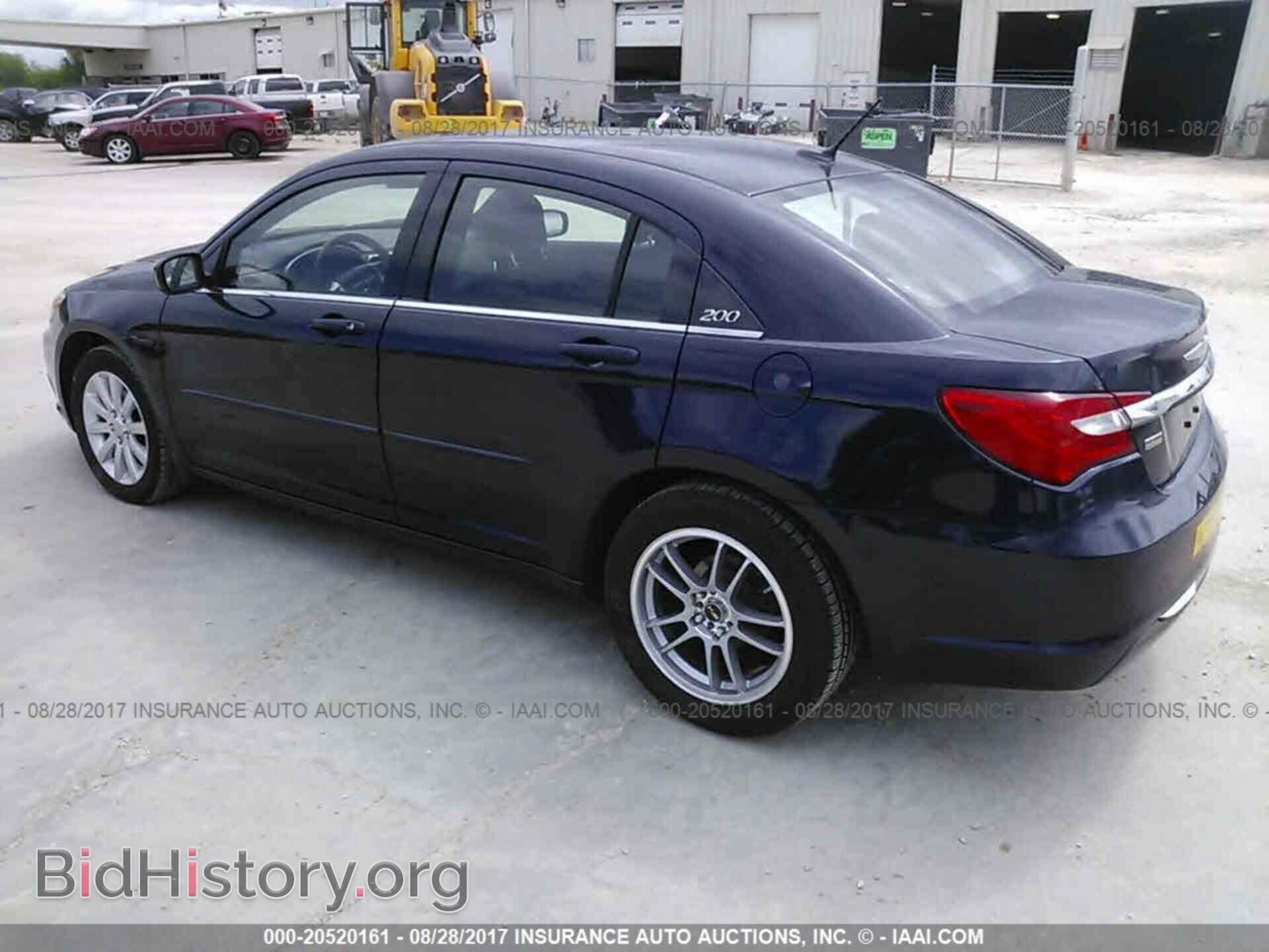 2013 Chrysler 200 - VIN: 1C3CCBBG8DN696422 - Photo 3