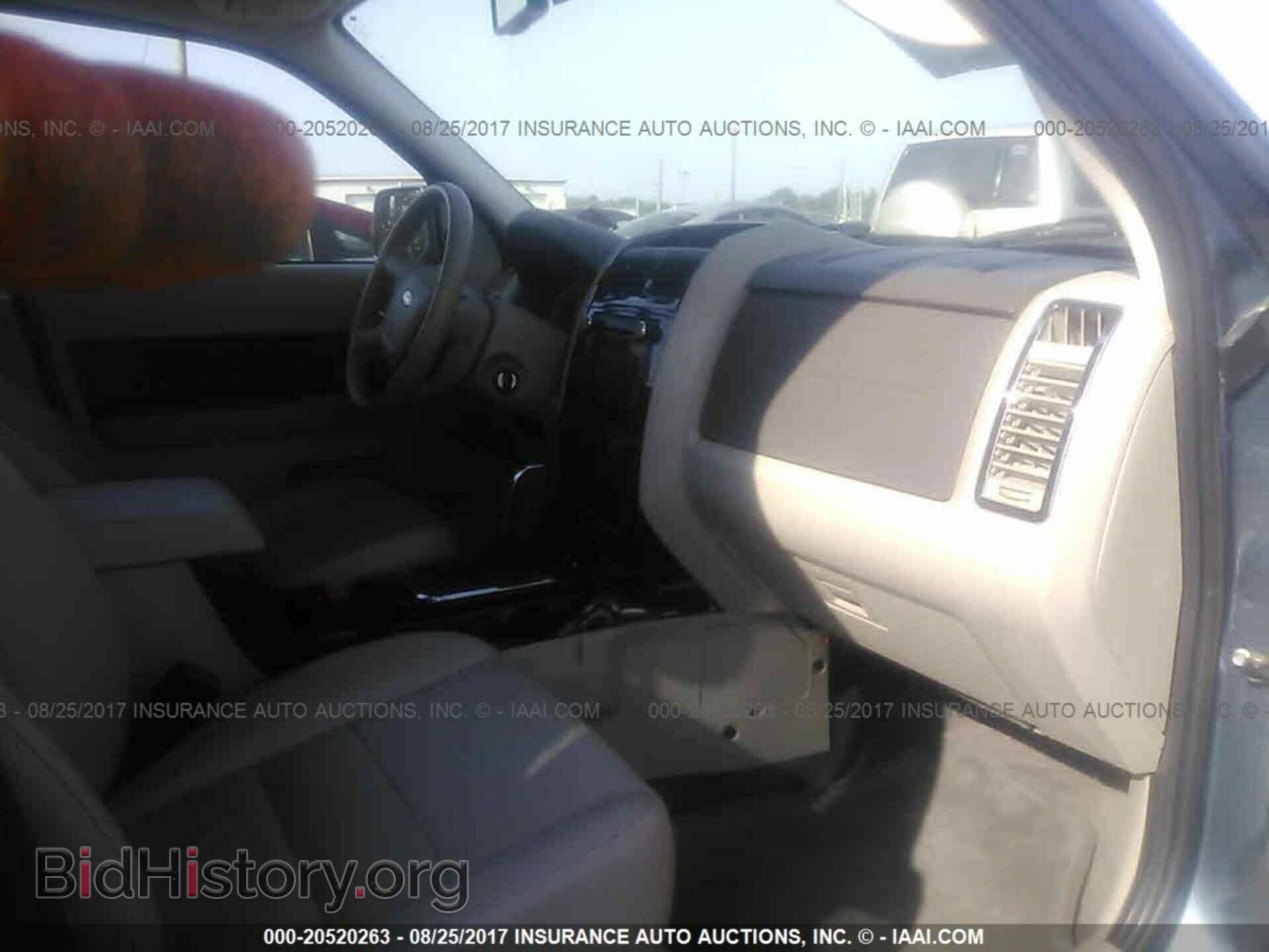 2011 Ford Escape - VIN: 1FMCU4K35BKA48001 - Photo 5