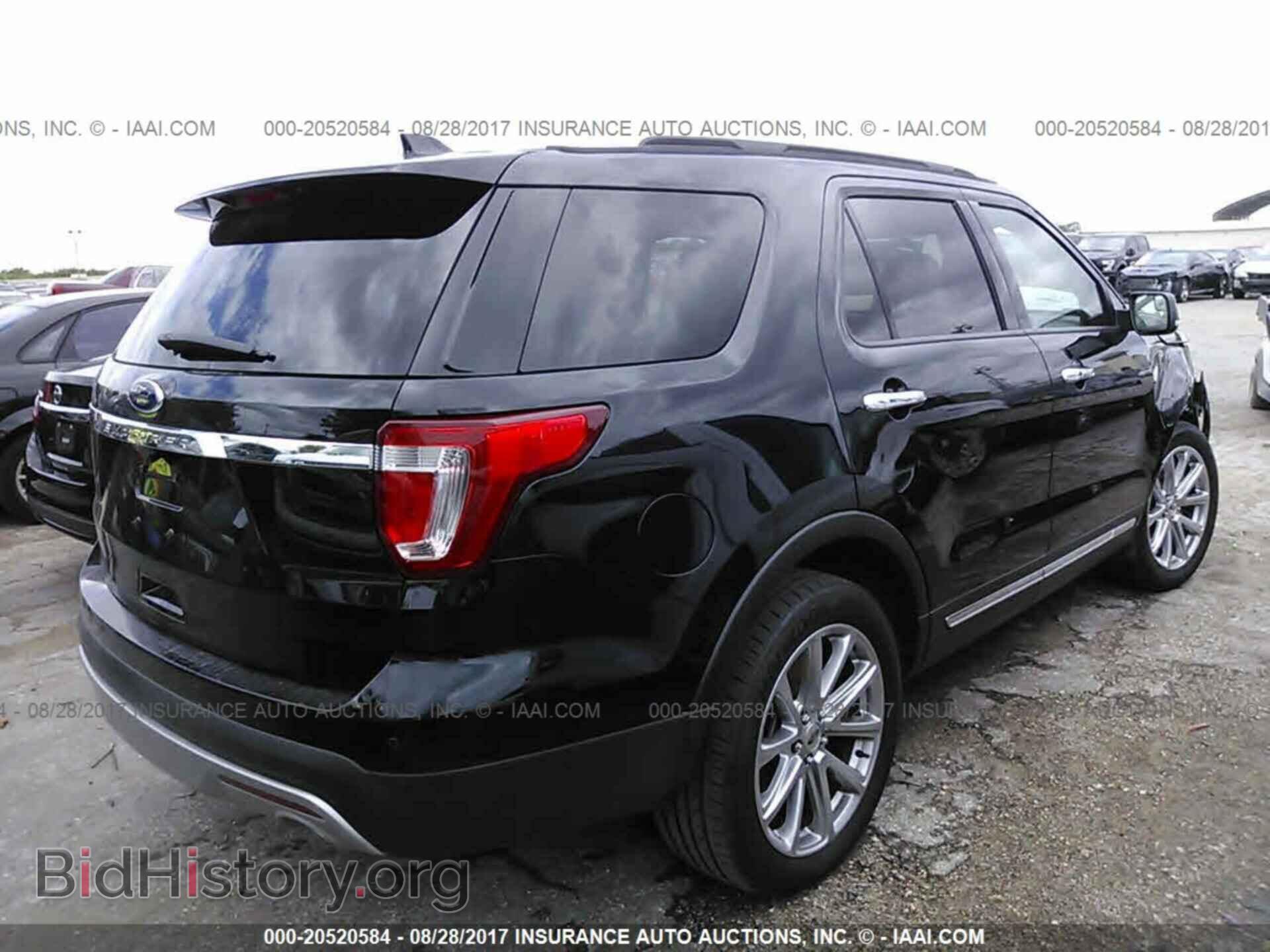 2017 Ford Explorer - VIN: 1FM5K7F84HGC33982 - Photo 4