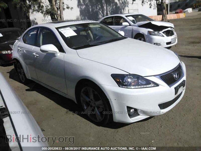 2011 Lexus IS (VIN JTHBF5C23B5152165) — фото 1 из 10, IAAI, повреждение: задняя часть