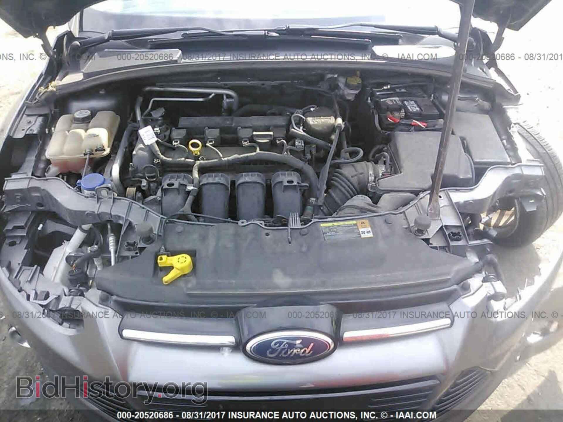 2012 Ford Focus - VIN: 1FAHP3N25CL361601 - Photo 10