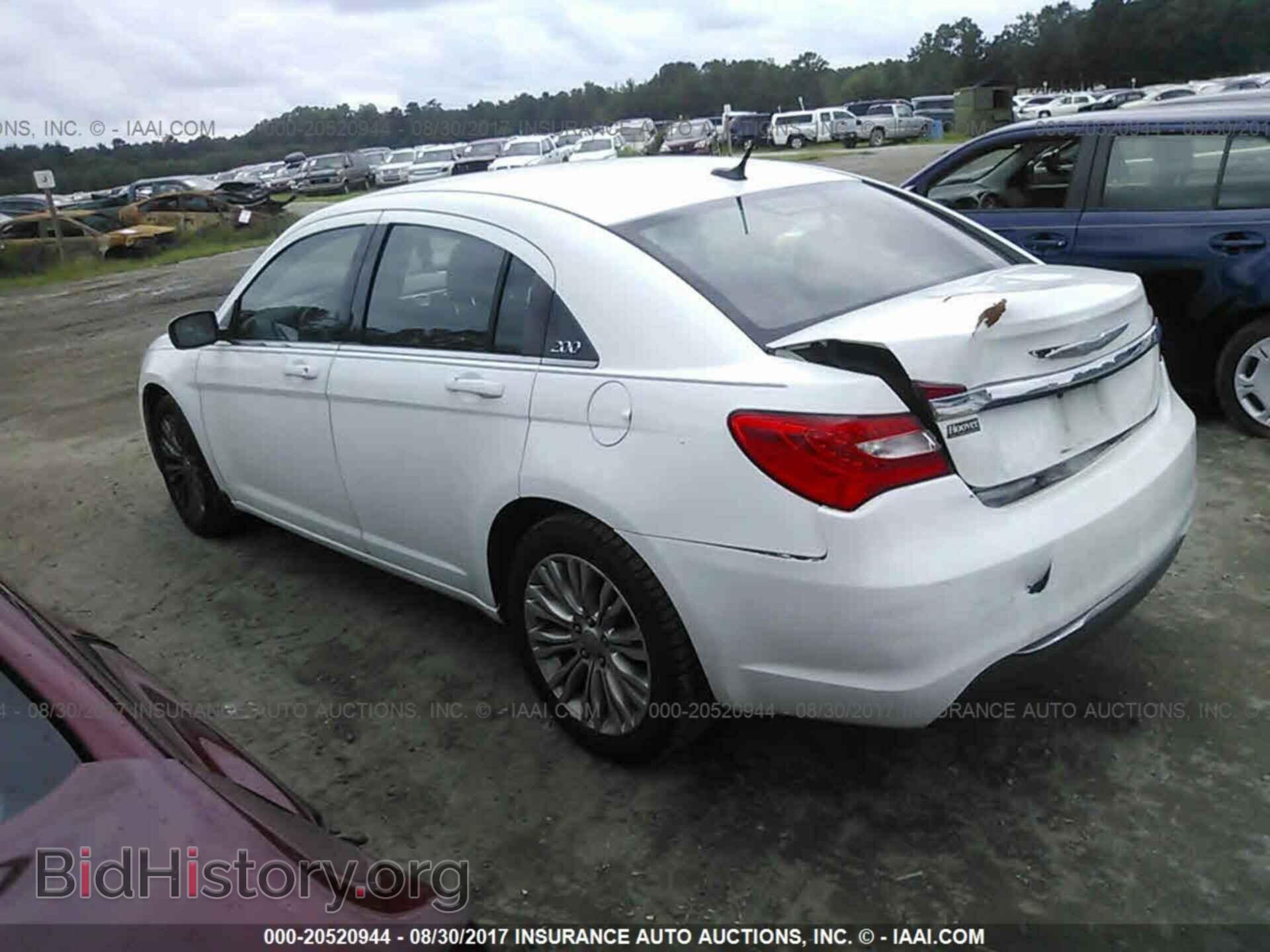 2012 Chrysler 200 - VIN: 1C3CCBAB6CN135253 - Фото 3