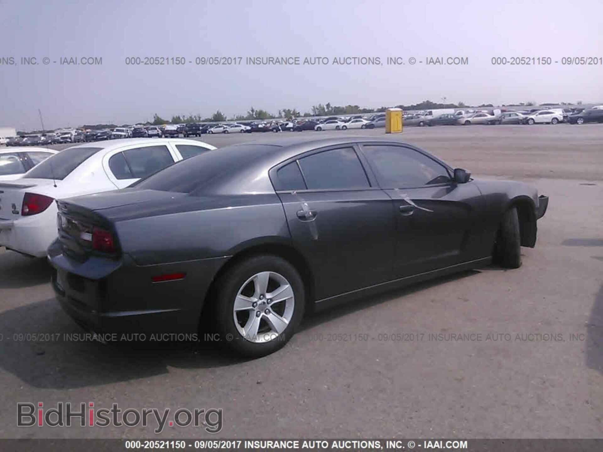 2014 Dodge Charger - VIN: 2C3CDXBG6EH130666 - Photo 4