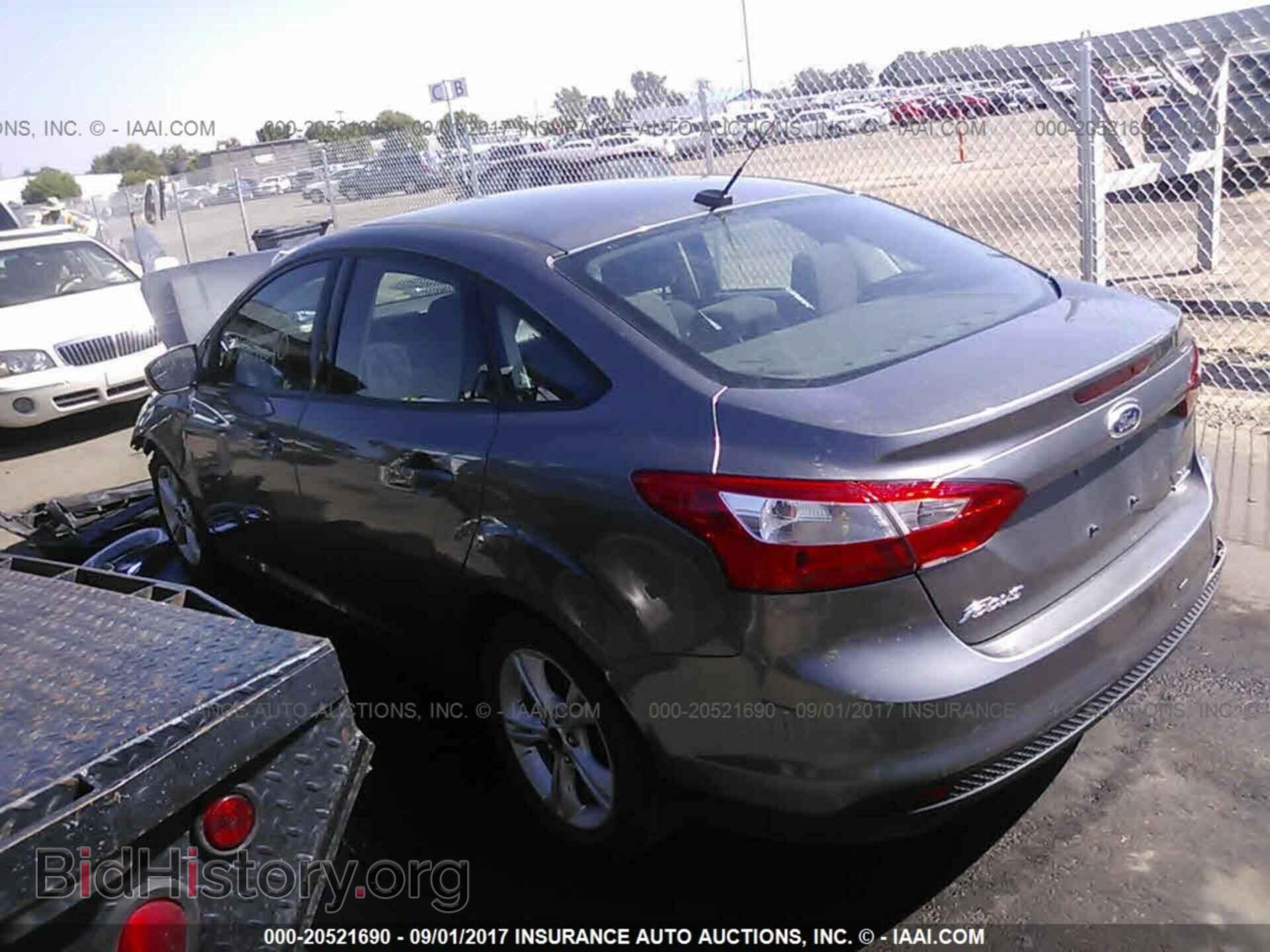 2014 Ford Focus - VIN: 1FADP3F23EL431662 - Фото 3