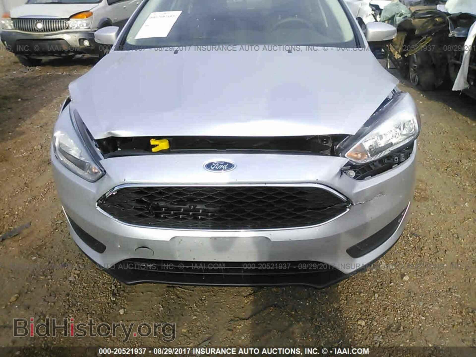 2017 Ford Focus - VIN: 1FADP3F28HL315183 - Photo 6