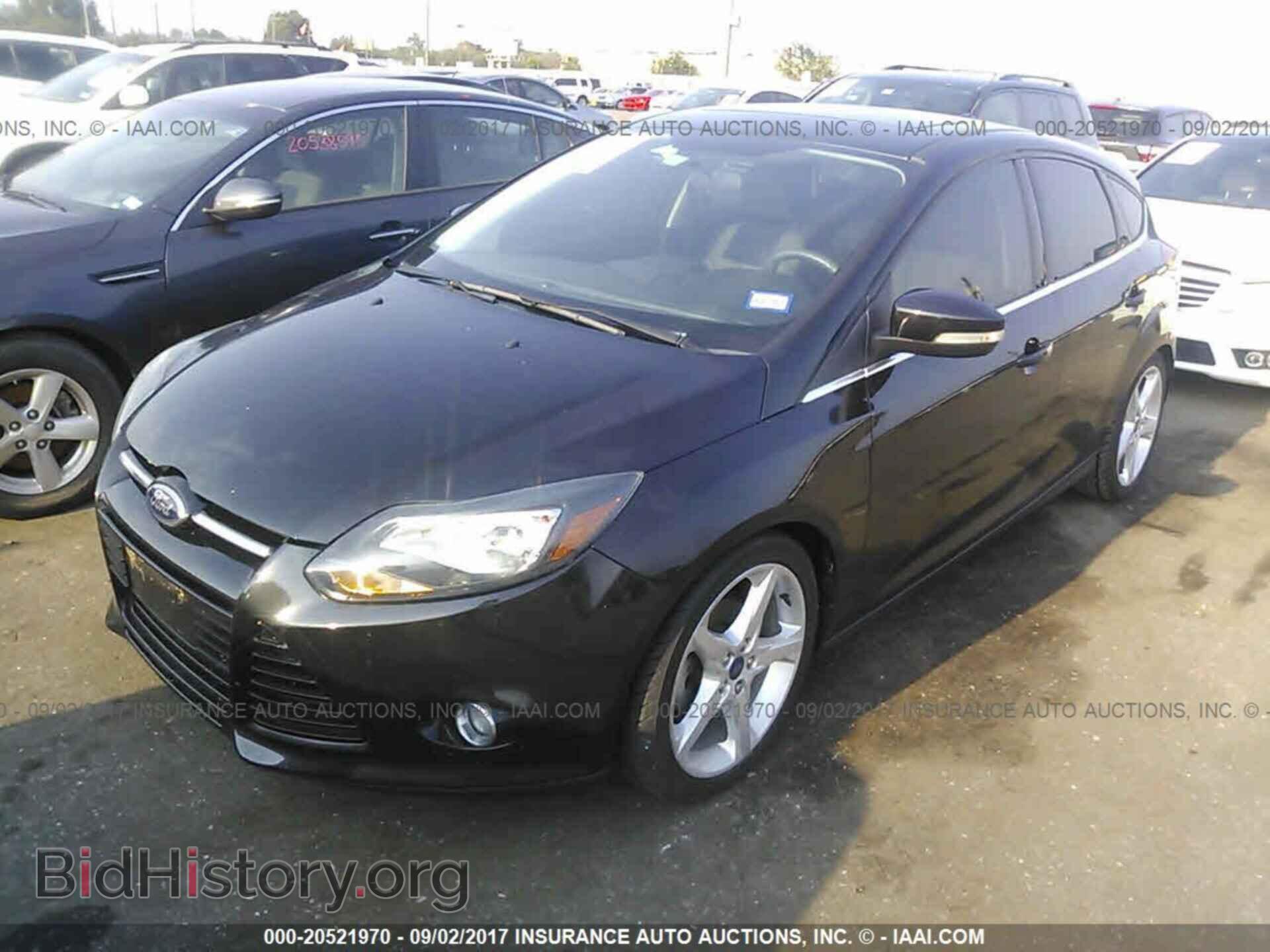 2014 Ford Focus - VIN: 1FADP3N22EL208692 - Фото 2