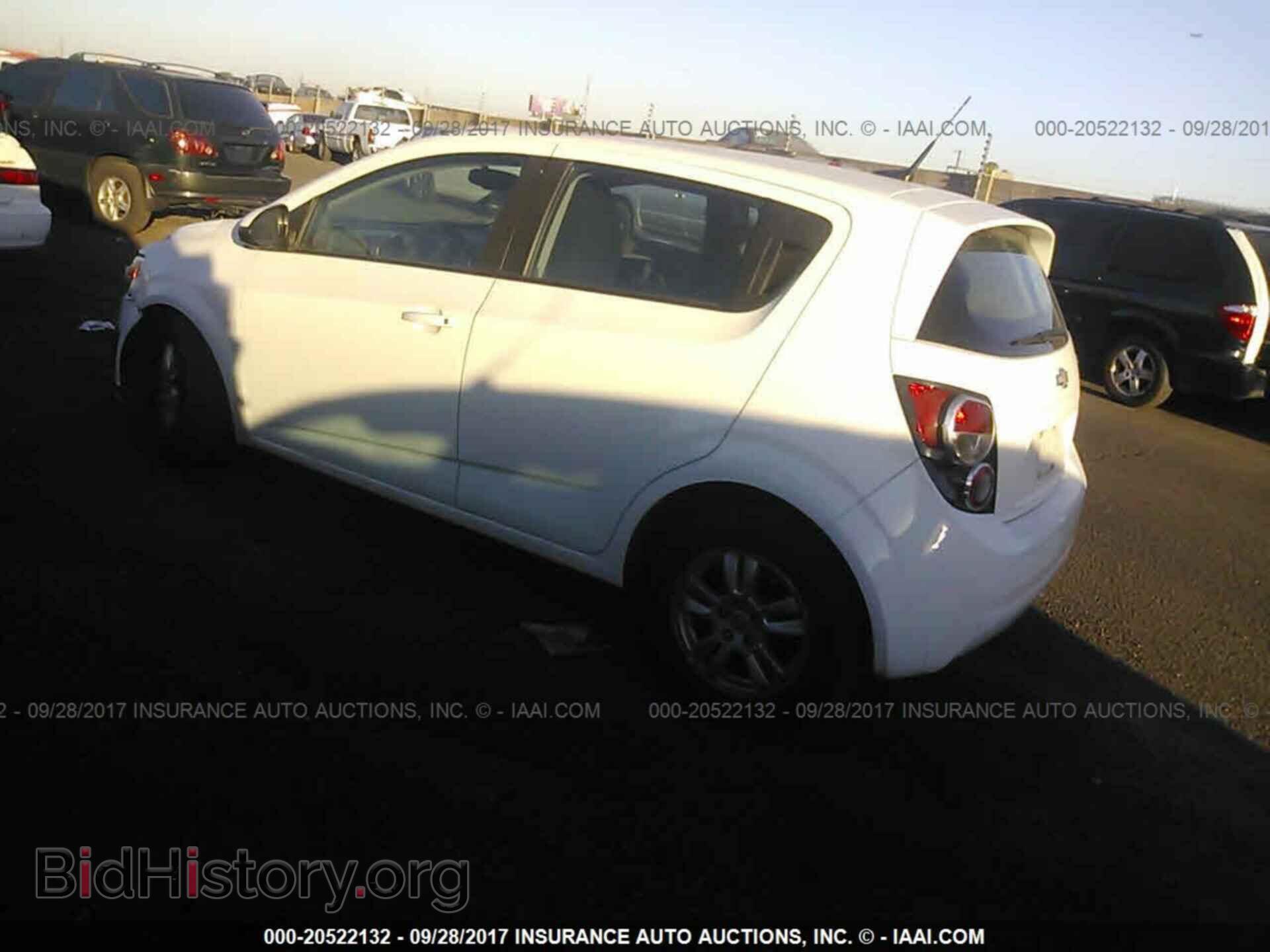 2012 Chevrolet Sonic - VIN: 1G1JA6SH4C4208573 - Фото 3
