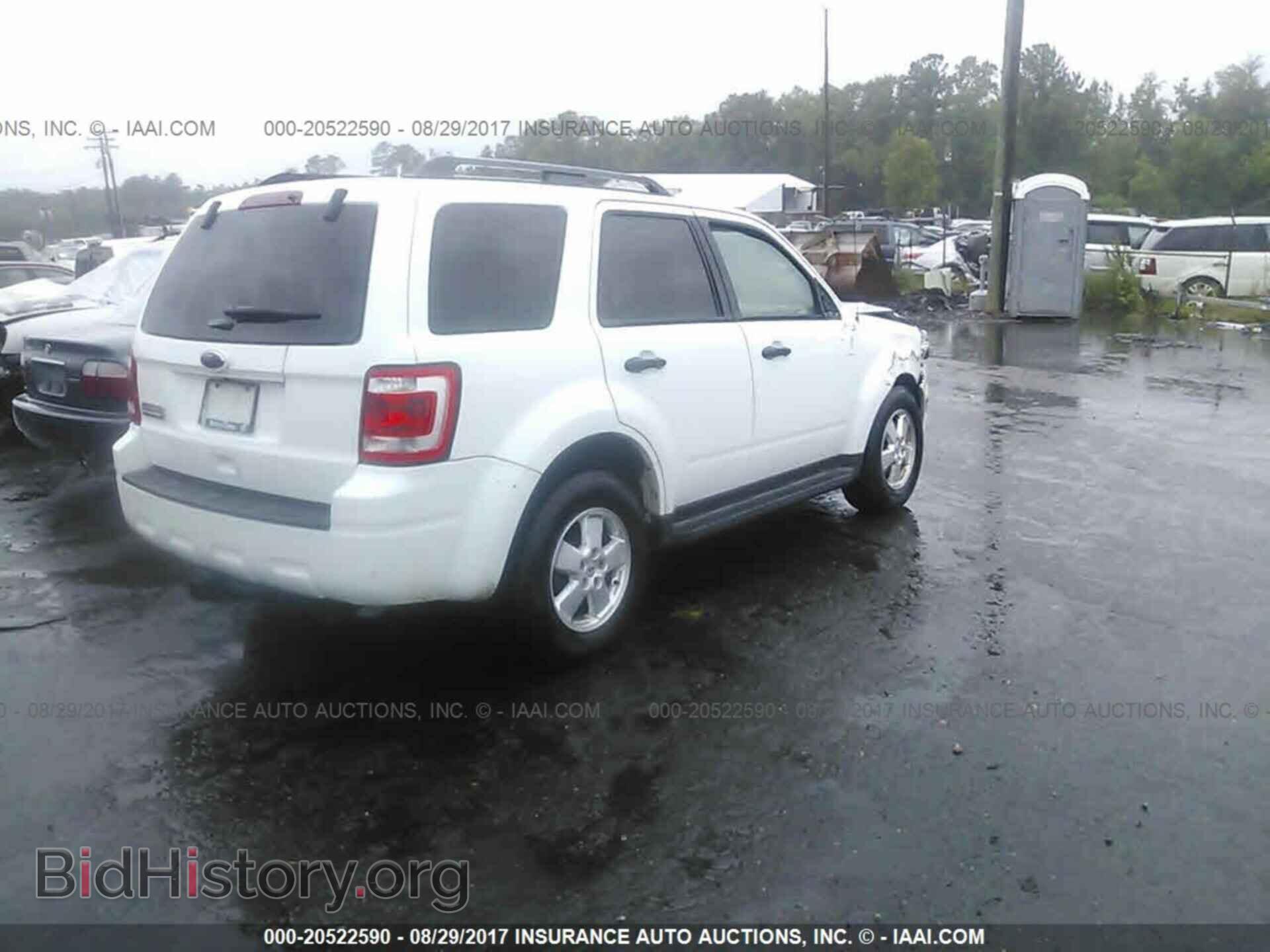 2012 Ford Escape - VIN: 1FMCU9D71CKB13554 - Photo 4