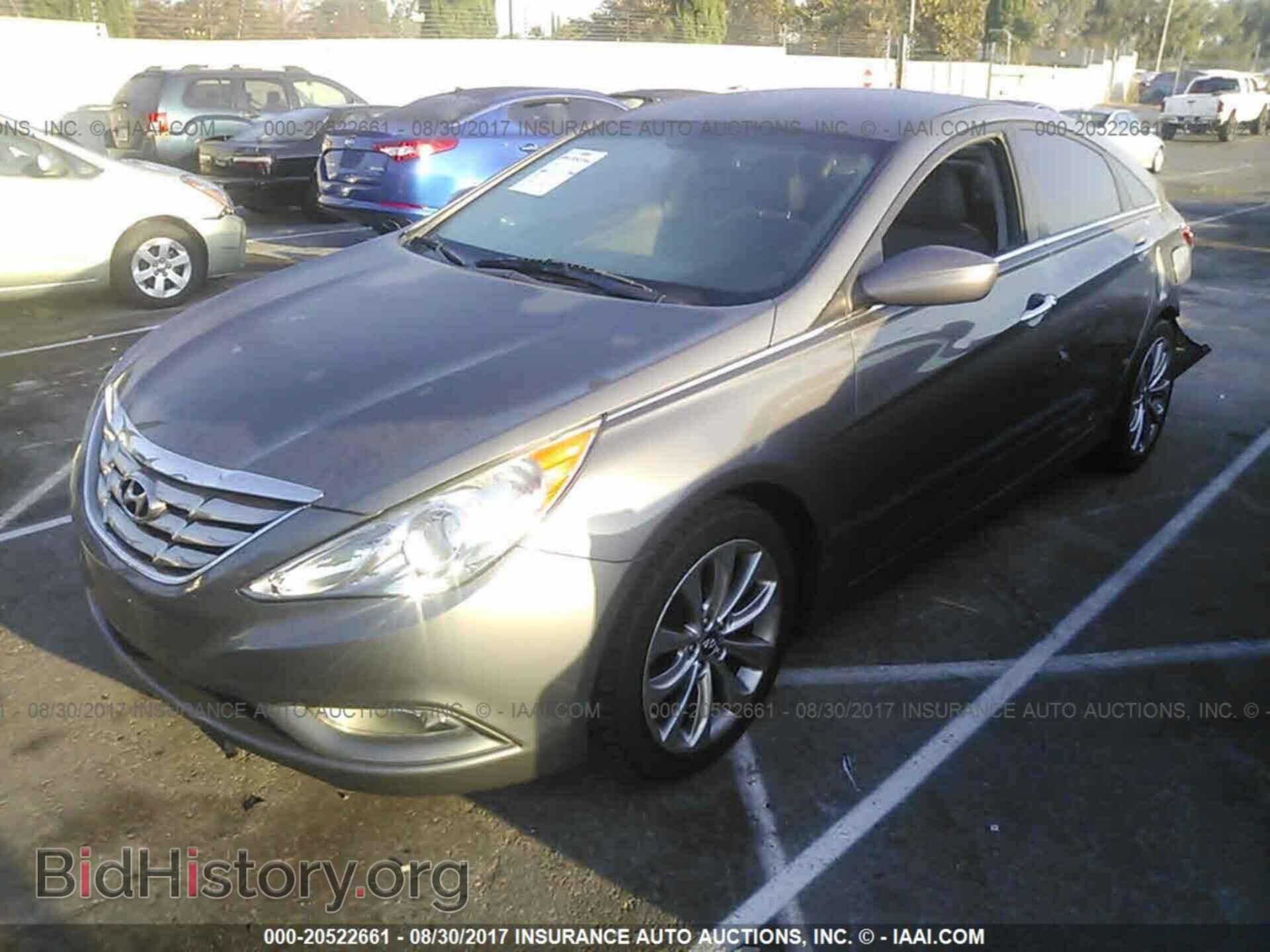 2012 Hyundai Sonata - VIN: 5NPEC4AB0CH366424 - Photo 2