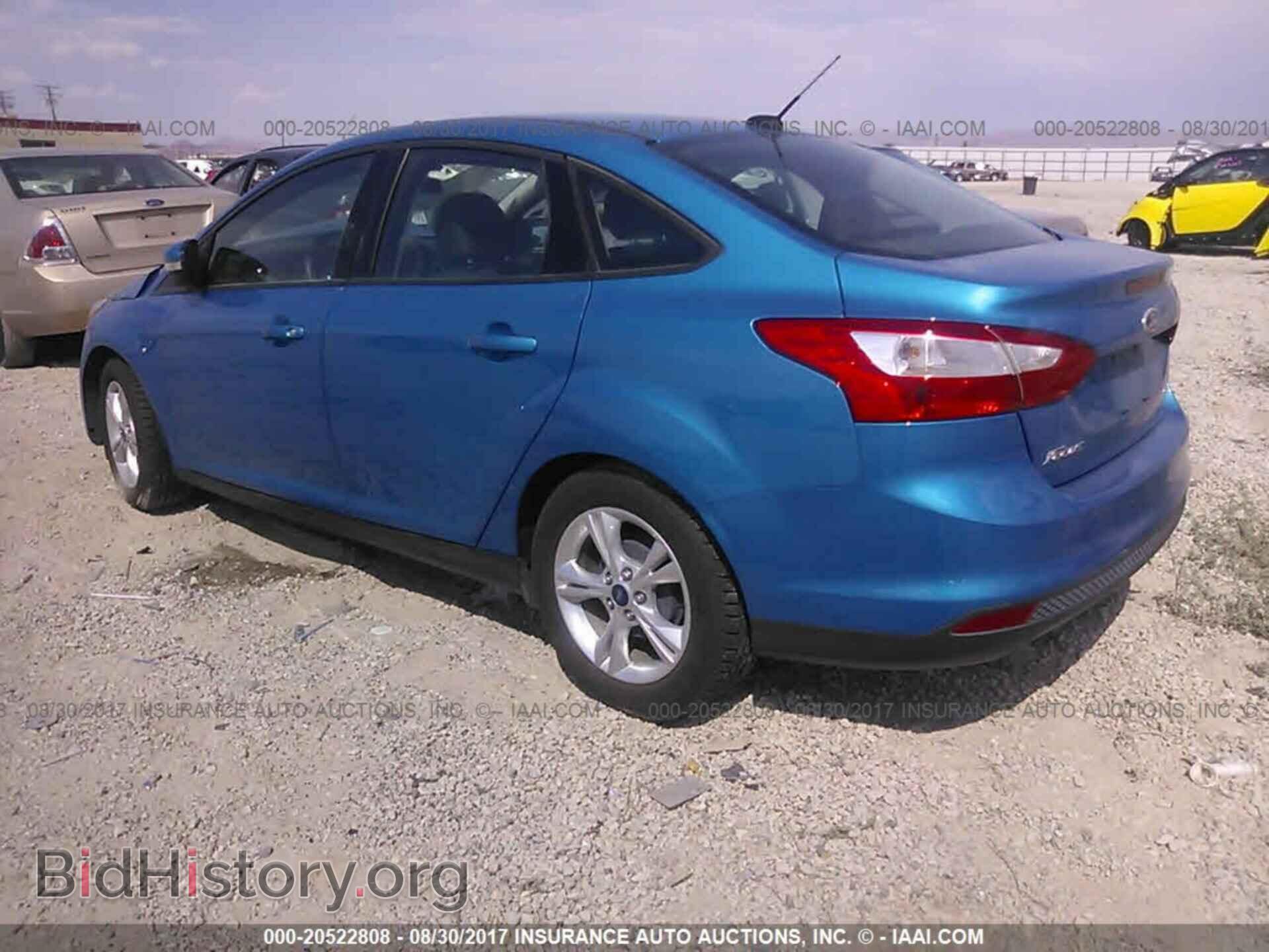2014 Ford Focus - VIN: 1FADP3F23EL382432 - Фото 3