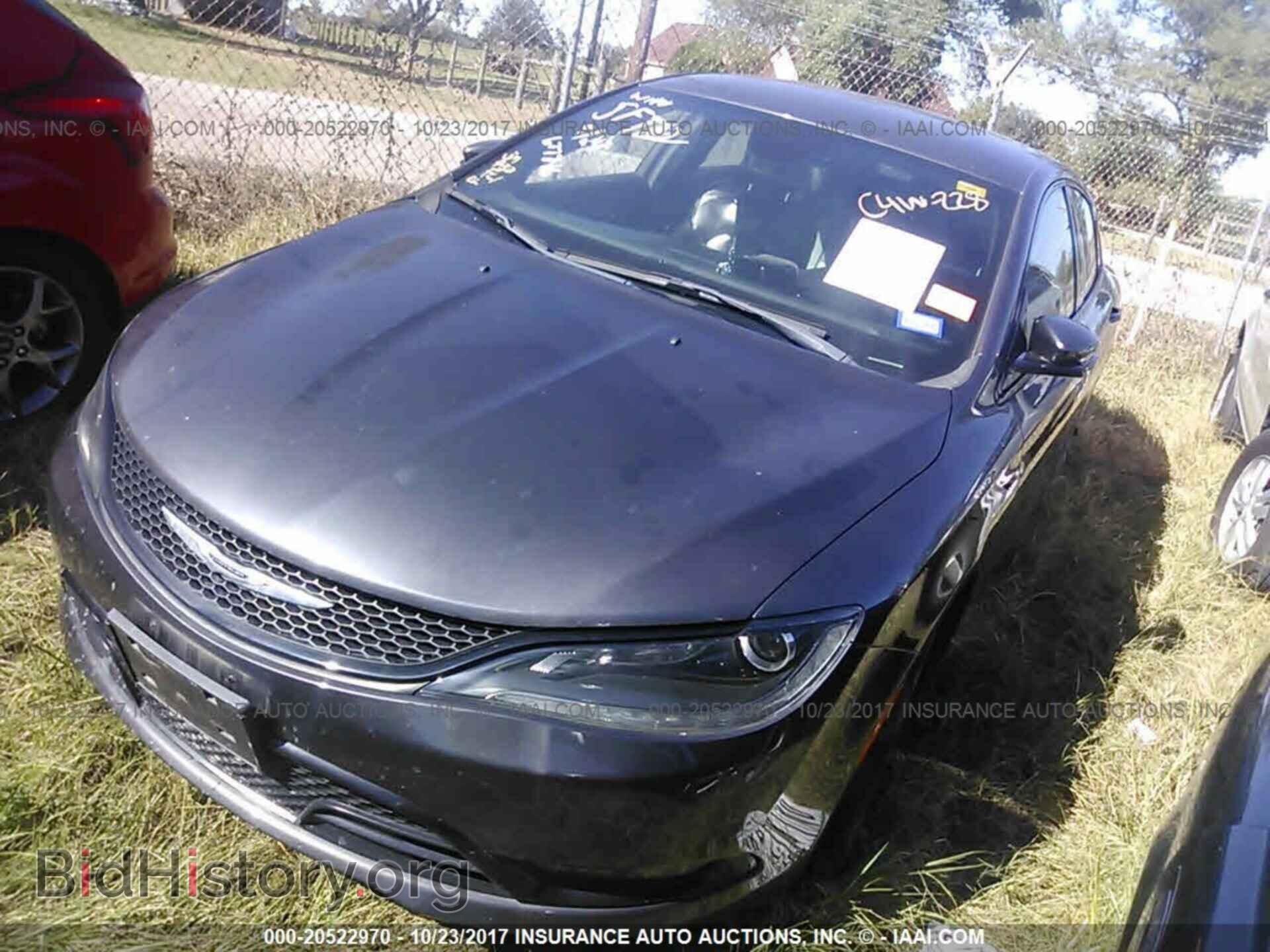 2015 Chrysler 200 - VIN: 1C3CCCBG4FN677746 - Photo 2