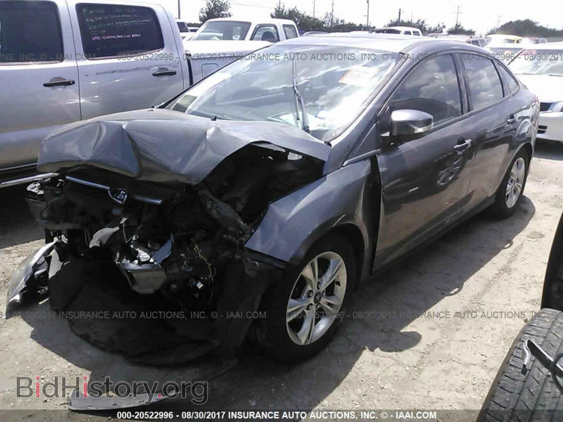 2014 Ford Focus - VIN: 1FADP3F20EL150645 - Фото 2