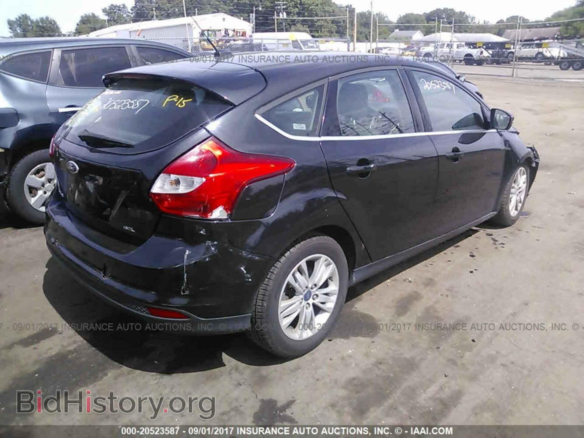 2012 Ford Focus - VIN: 1FAHP3M24CL156014 - Photo 4