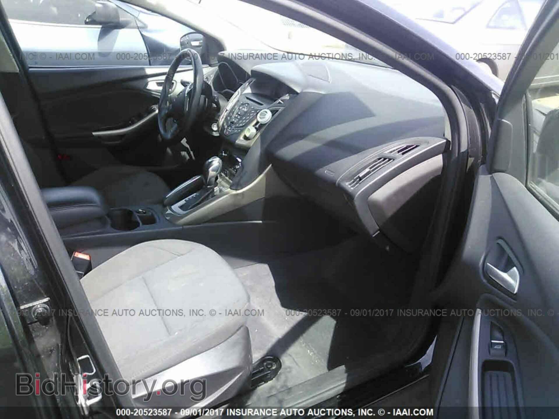 2012 Ford Focus - VIN: 1FAHP3M24CL156014 - Photo 5