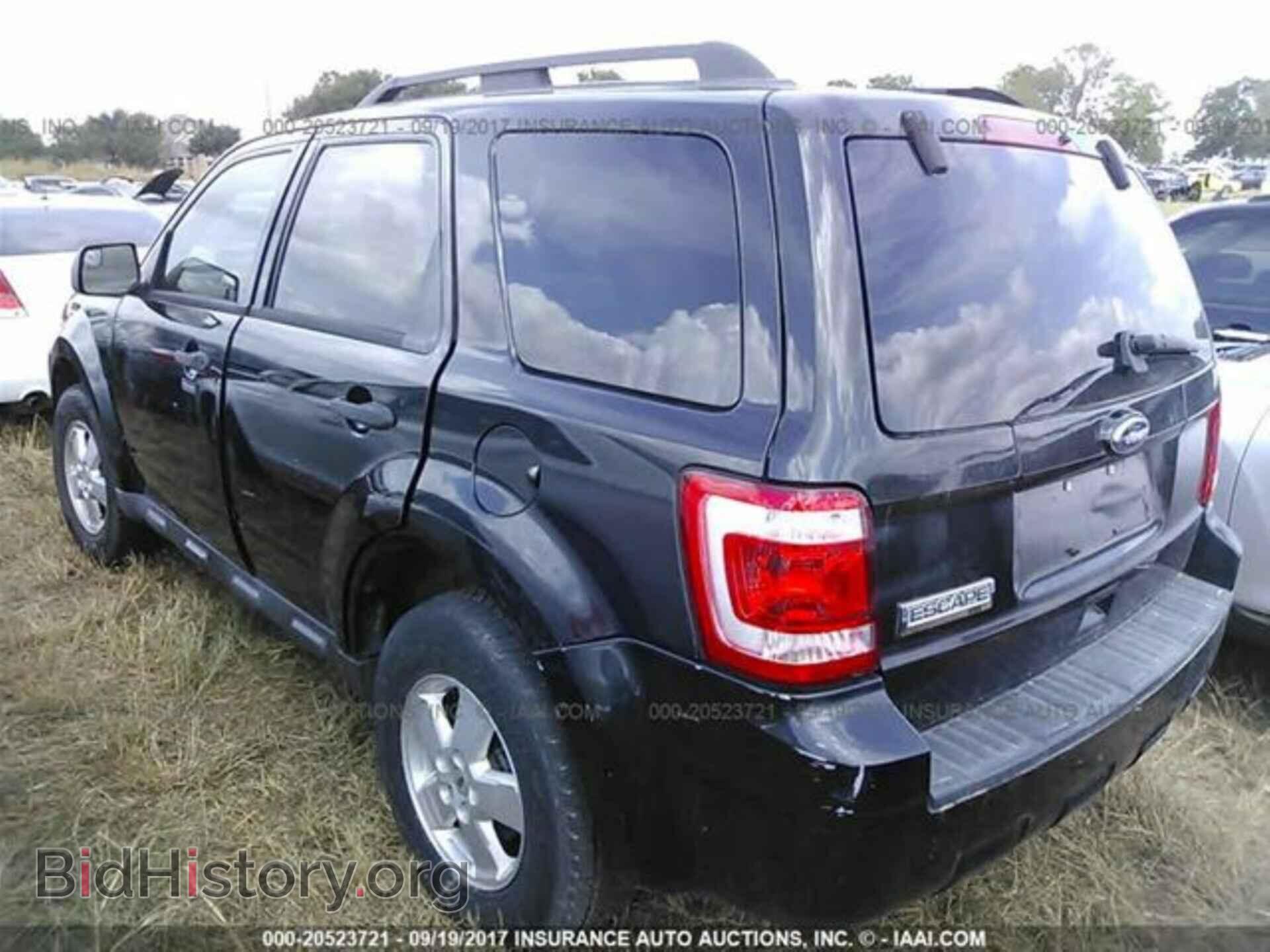 2011 Ford Escape - VIN: 1FMCU0D77BKA14120 - Photo 3