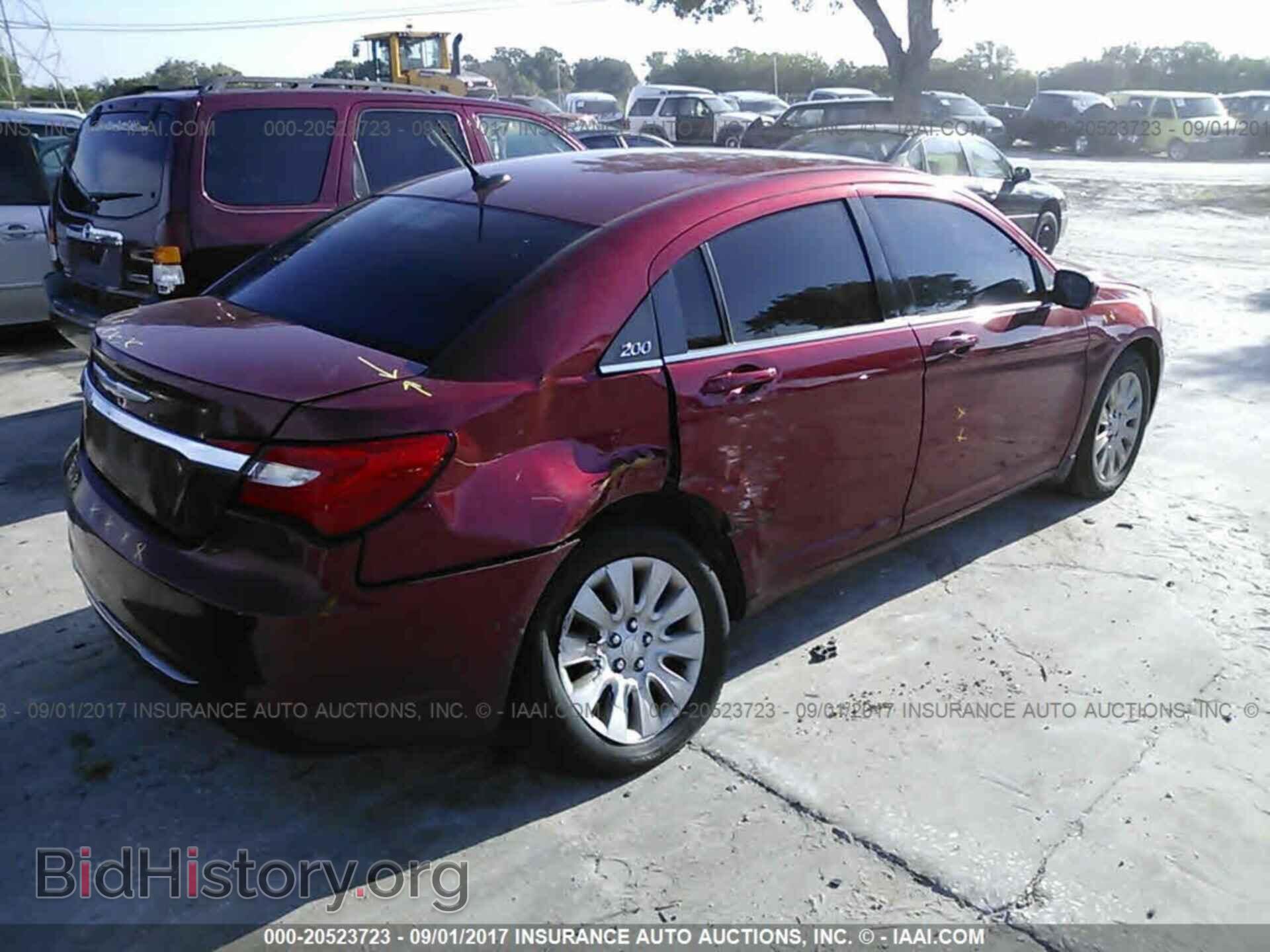 2014 Chrysler 200 - VIN: 1C3CCBAG0EN101338 - Фото 4