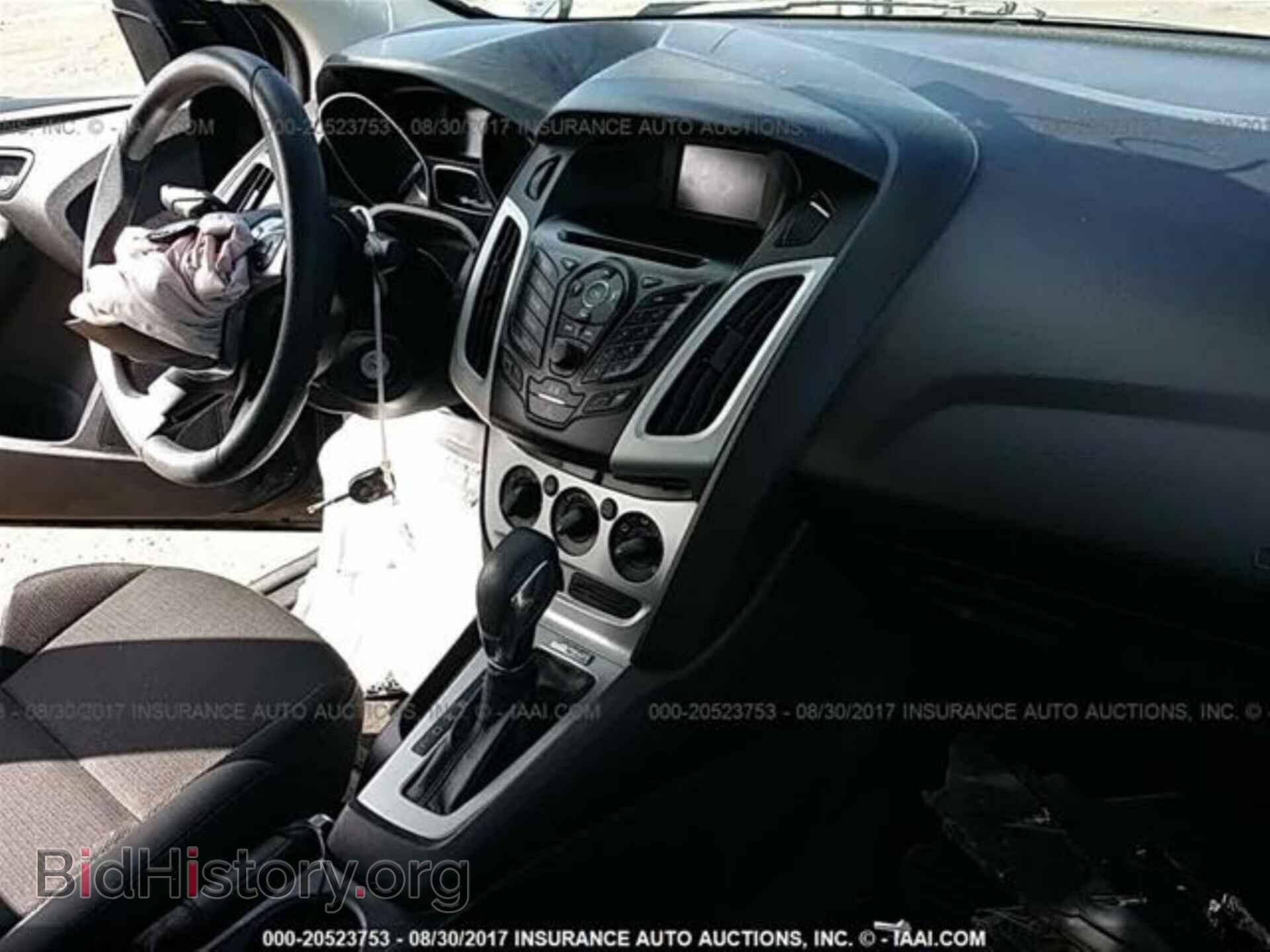 2014 Ford Focus - VIN: 1FADP3F28EL392745 - Фото 5