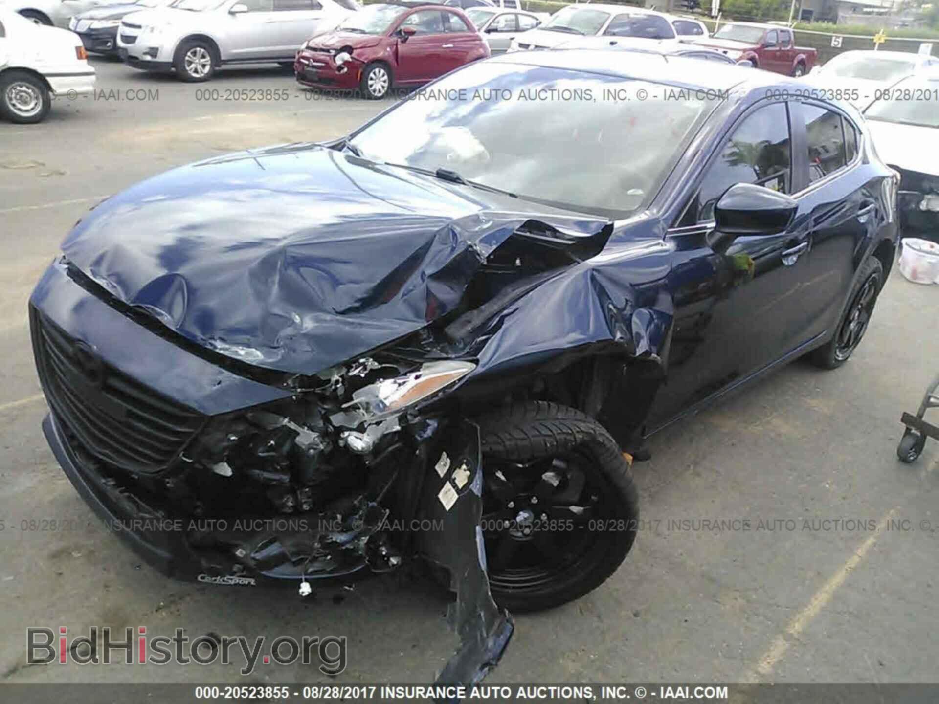2014 Mazda 3 - VIN: JM1BM1M76E1209111 - Photo 2