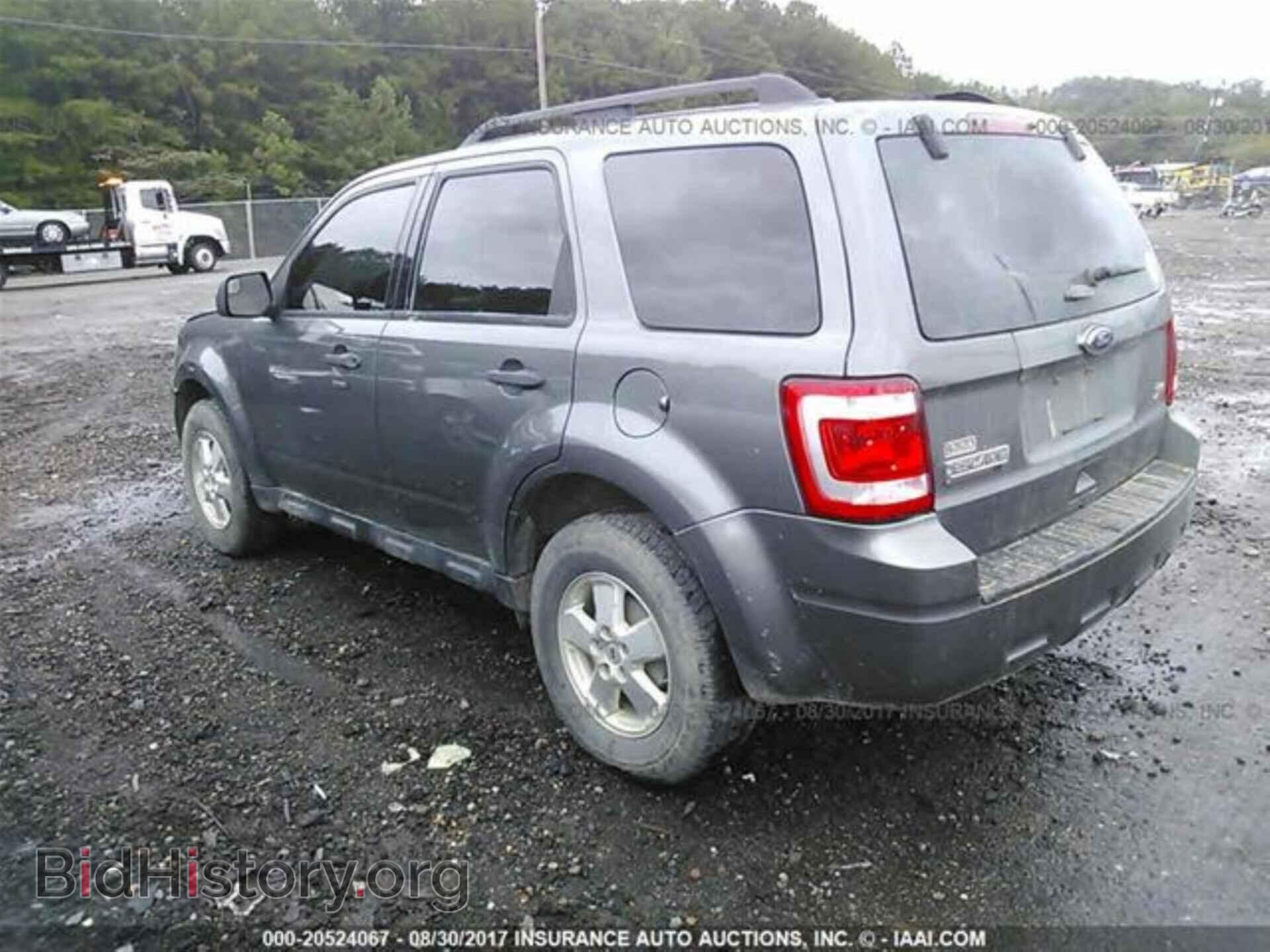 2011 Ford Escape - VIN: 1FMCU0DG9BKA78739 - Photo 3