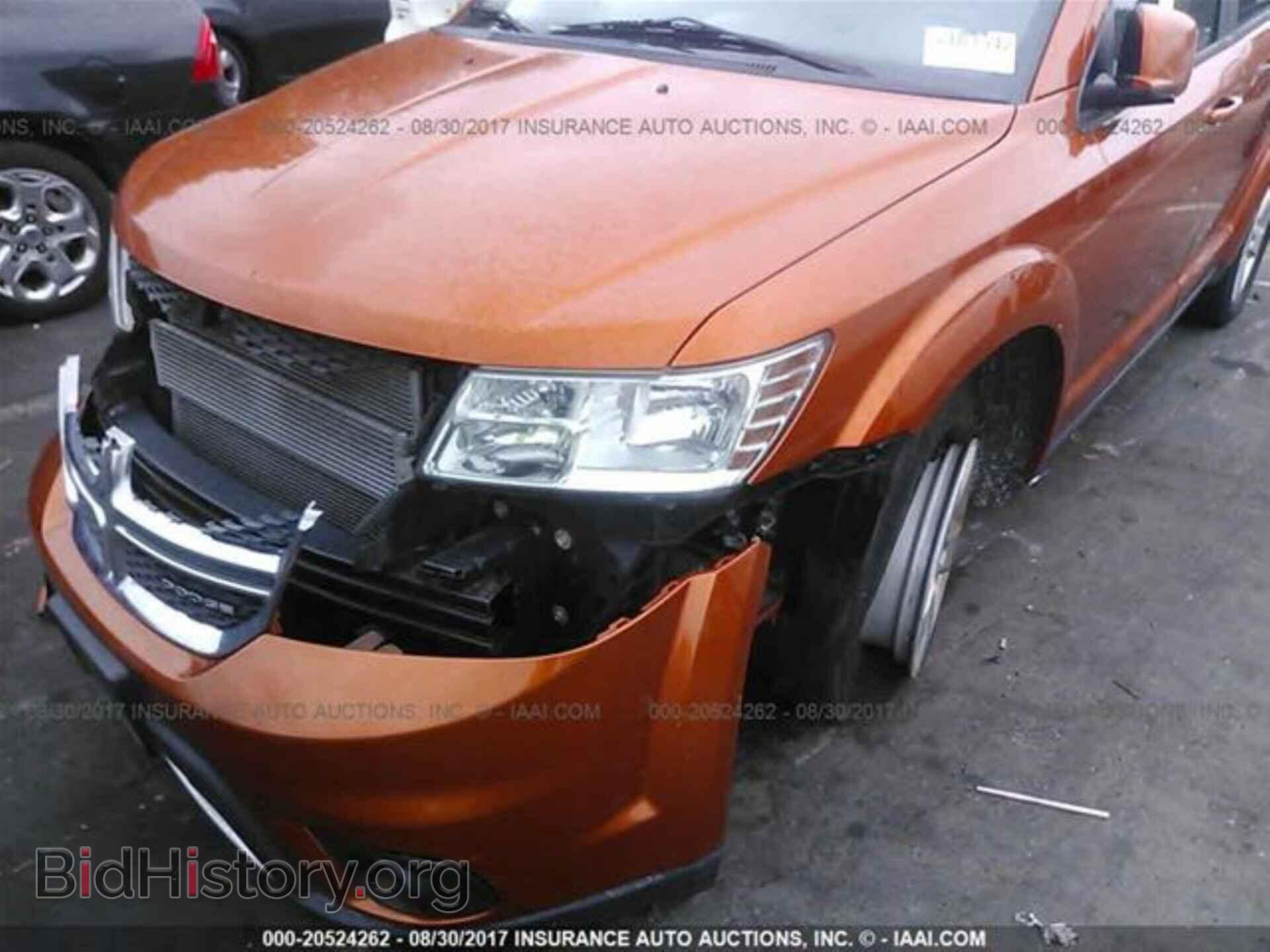 2011 Dodge Journey - VIN: 3D4PH1FG0BT562409 - Photo 6