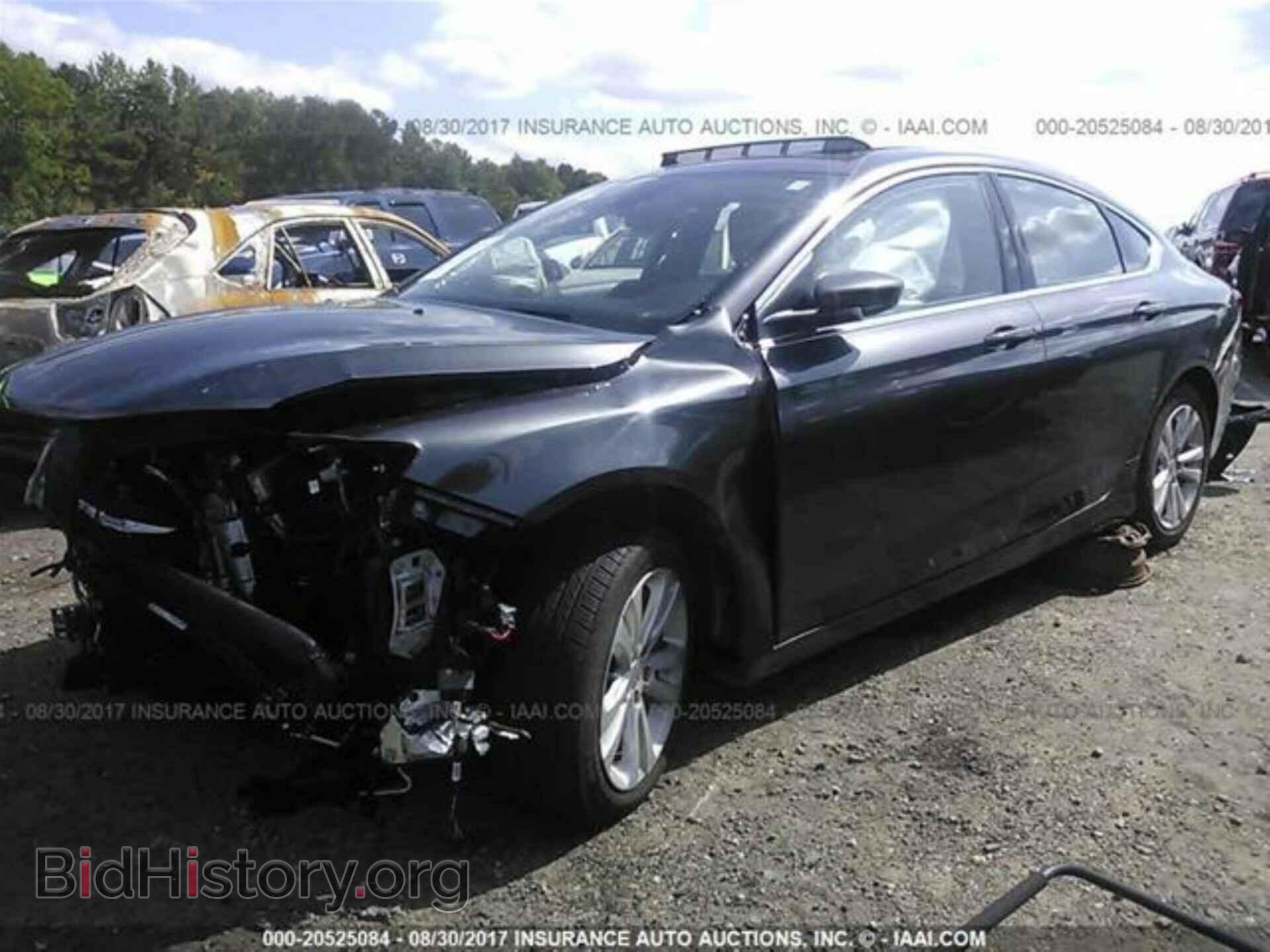 2016 Chrysler 200 - VIN: 1C3CCCAB0GN169118 - Фото 2