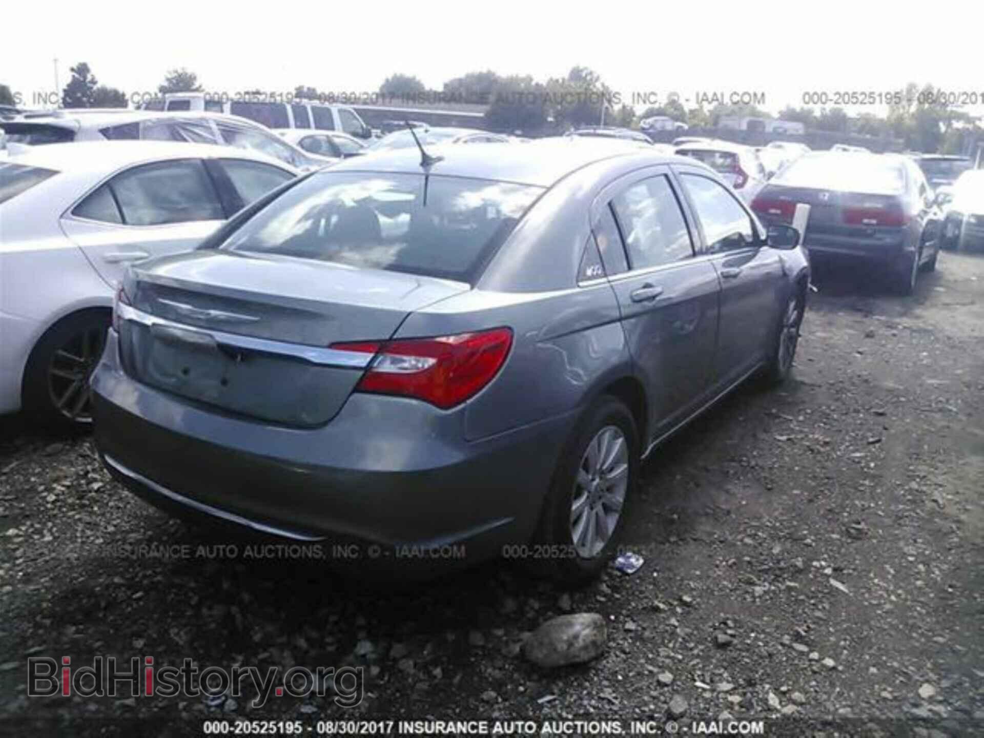 2012 Chrysler 200 - VIN: 1C3CCBBB1CN117564 - Фото 4