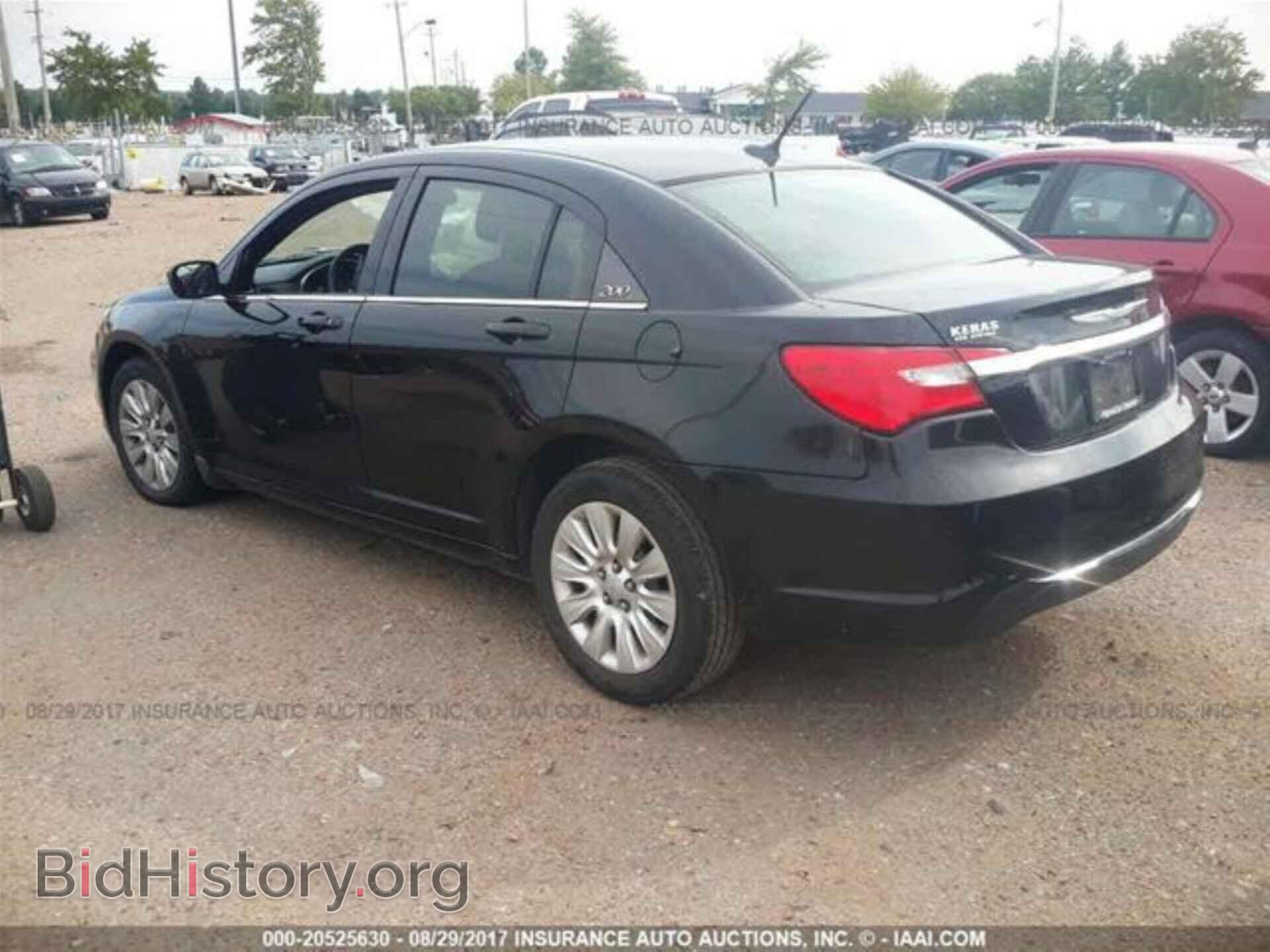 2012 Chrysler 200 - VIN: 1C3CCBAB2CN292522 - Photo 3