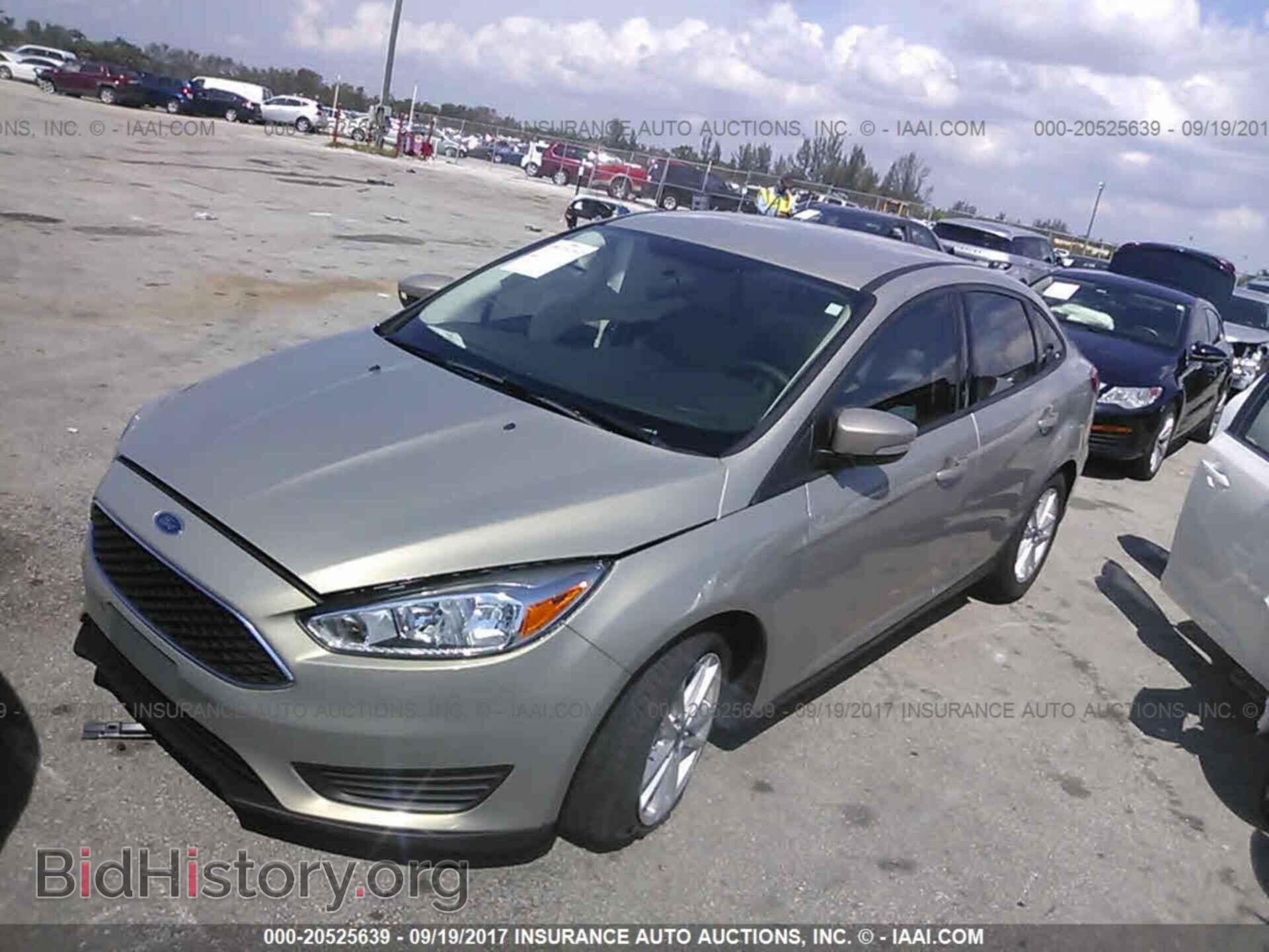 2016 Ford Focus - VIN: 1FADP3F21GL249820 - Фото 2