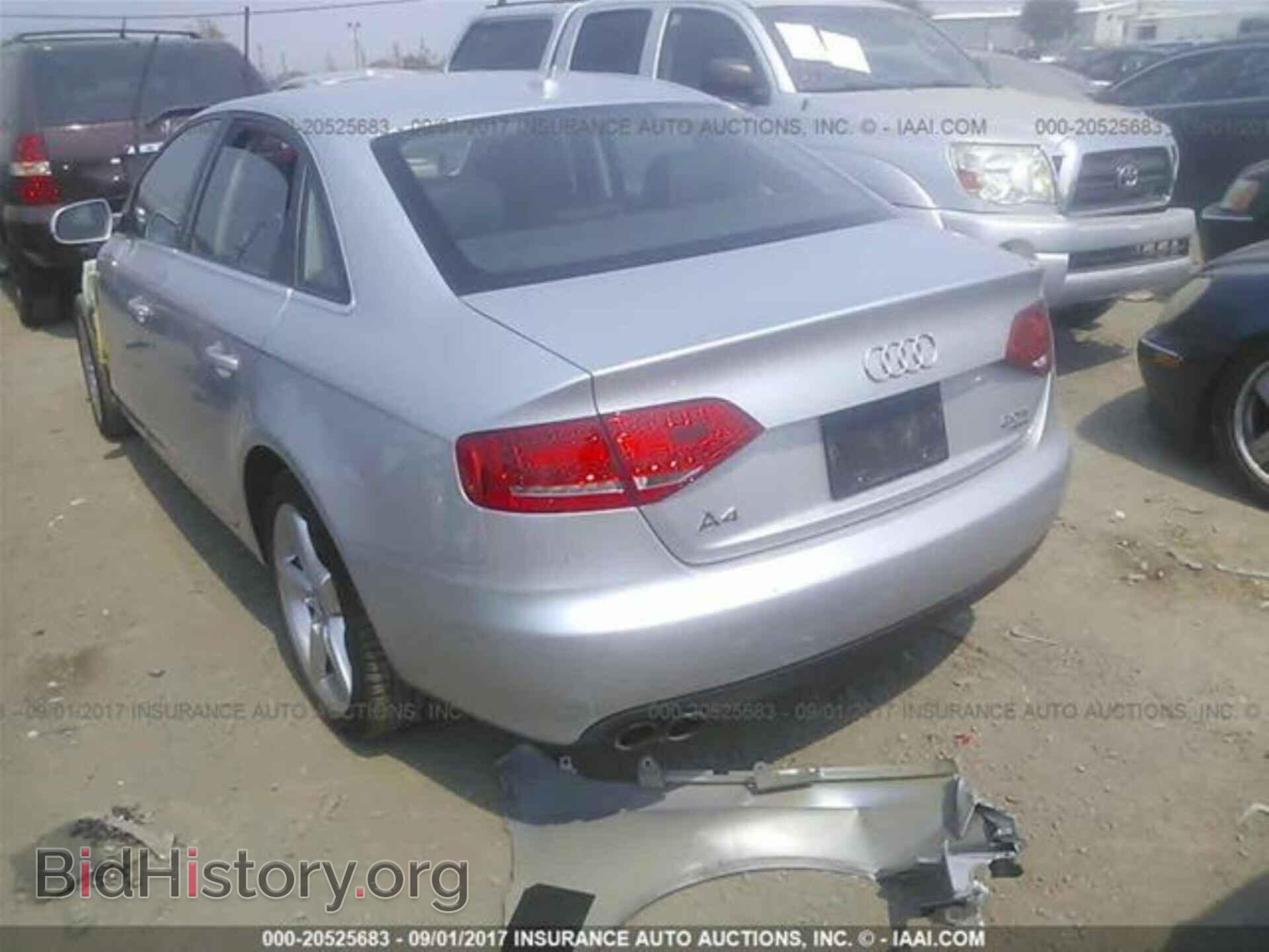 2012 Audi A4 - VIN: WAUBFAFL2CN002111 - Фото 3
