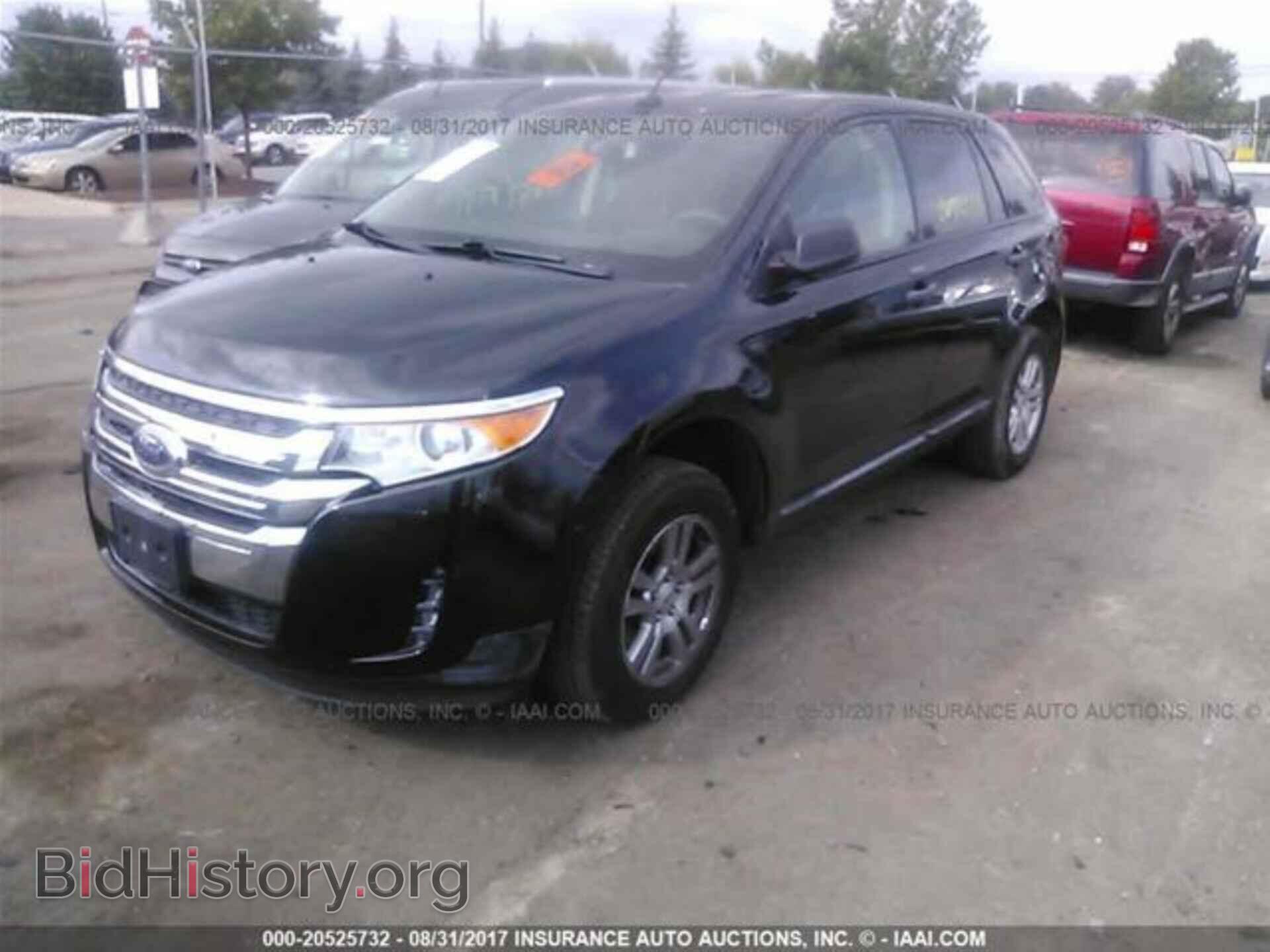 2011 Ford Edge - VIN: 2FMDK3GCXBBB14100 - Photo 2