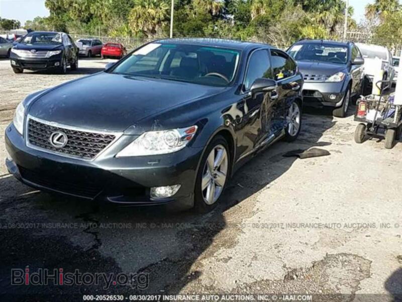2011 Lexus LS (VIN JTHBL5EF3B5107803) — photo 2 of 10