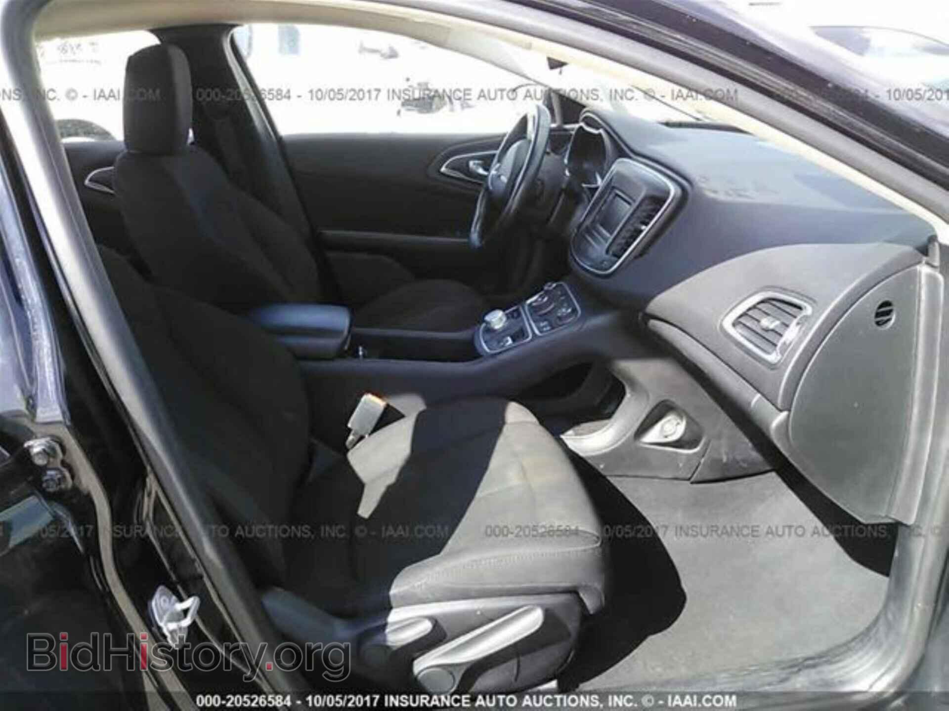 2015 Chrysler 200 - VIN: 1C3CCCAB2FN692025 - Photo 5