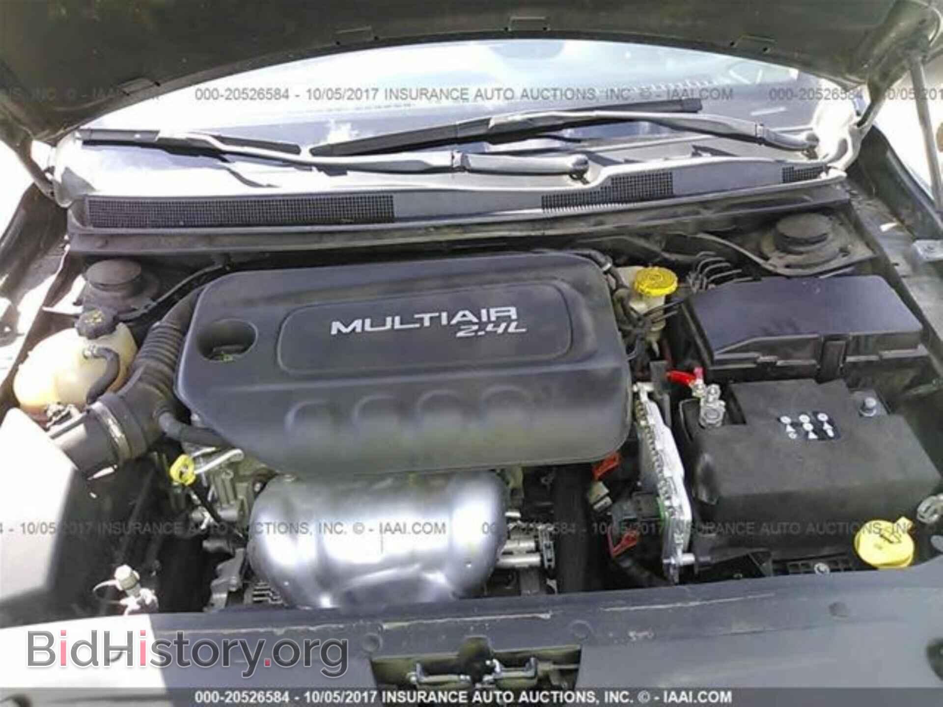 2015 Chrysler 200 - VIN: 1C3CCCAB2FN692025 - Photo 10
