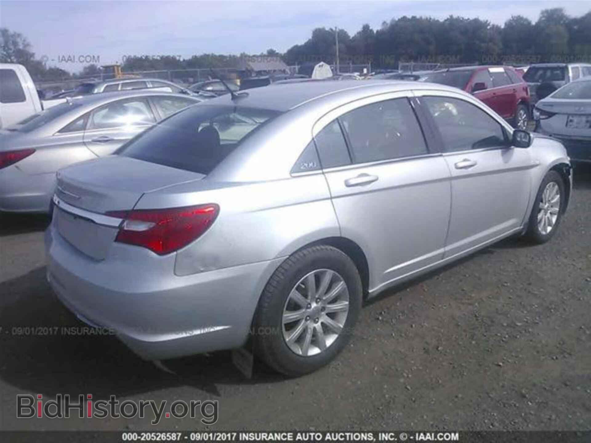 2012 Chrysler 200 - VIN: 1C3CCBBB2CN171083 - Фото 4