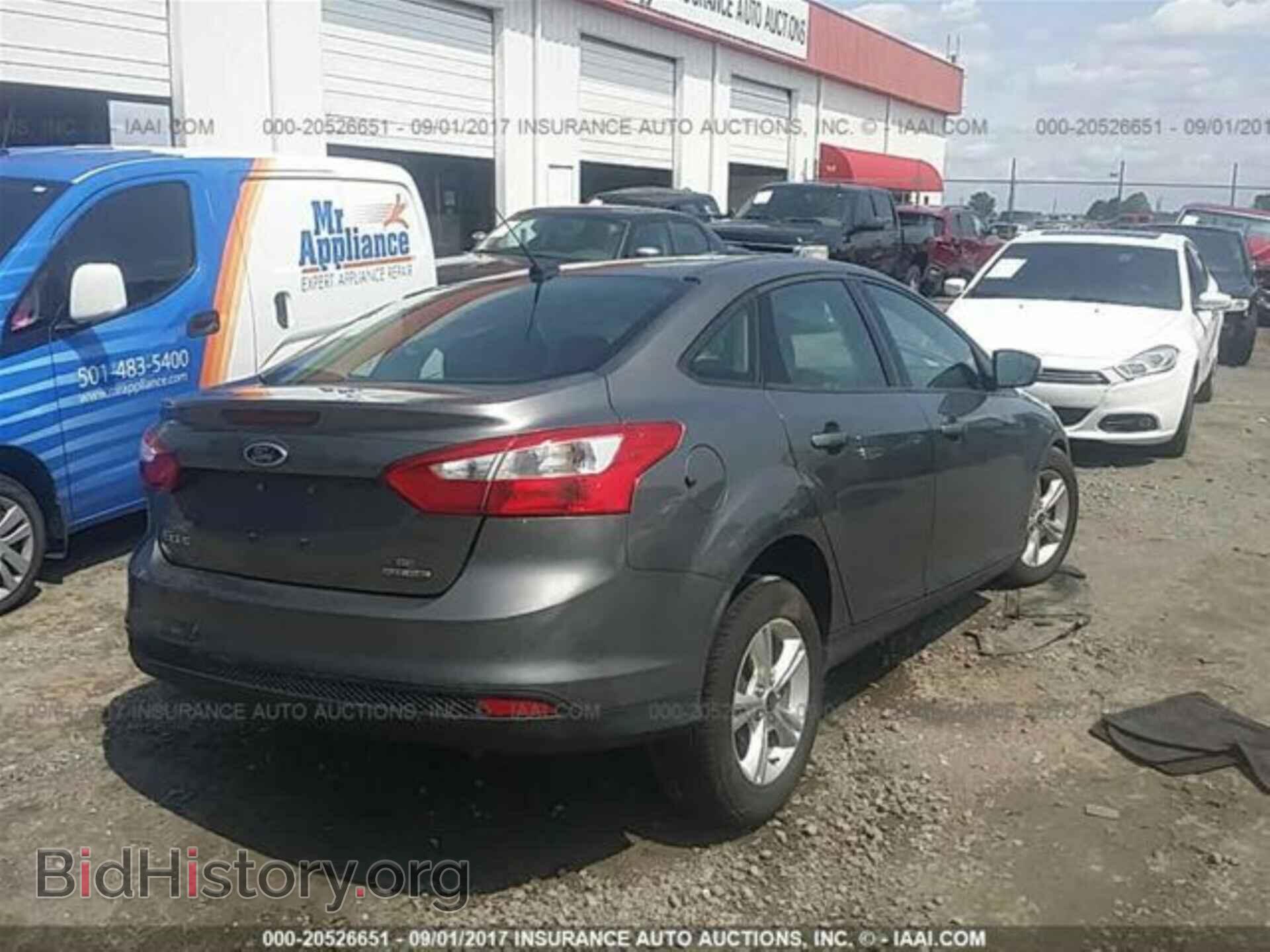 2013 Ford Focus - VIN: 1FADP3F29DL379212 - Photo 4