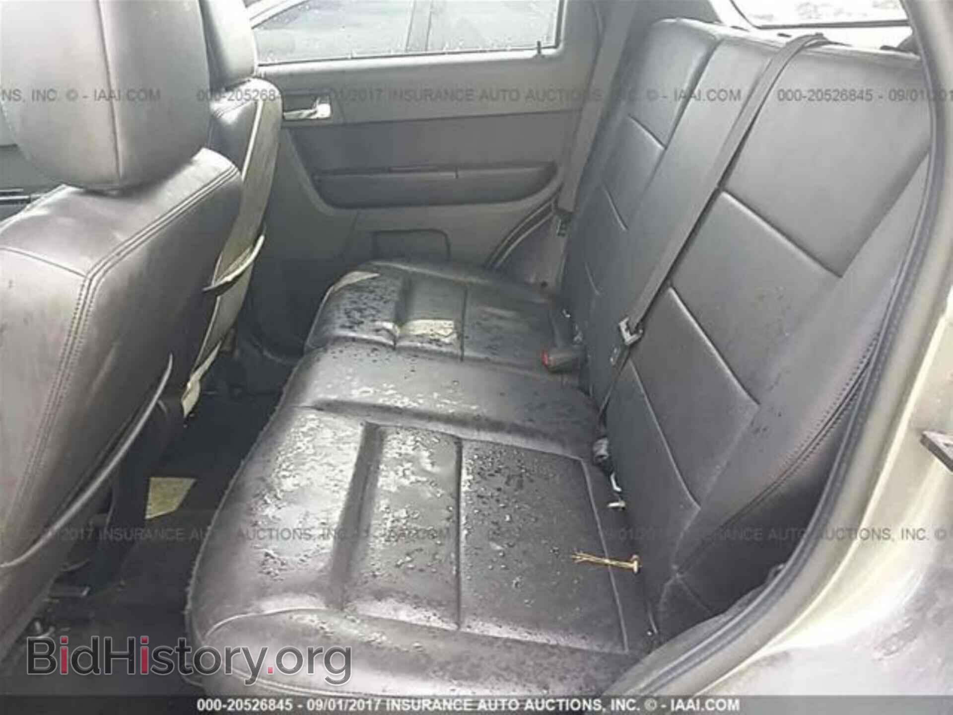2011 Ford Escape - VIN: 1FMCU0EG7BKB57924 - Фото 8