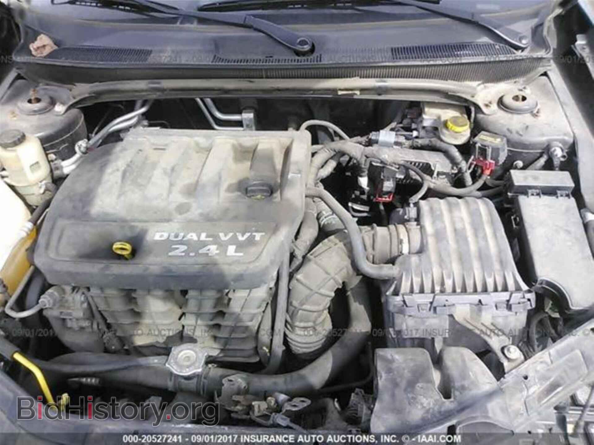 2011 Chrysler 200 - VIN: 1C3BC1FB3BN615599 - Photo 10