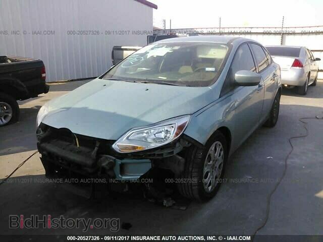 2012 Ford Focus - VIN: 1FAHP3F22CL300995 - Photo 2