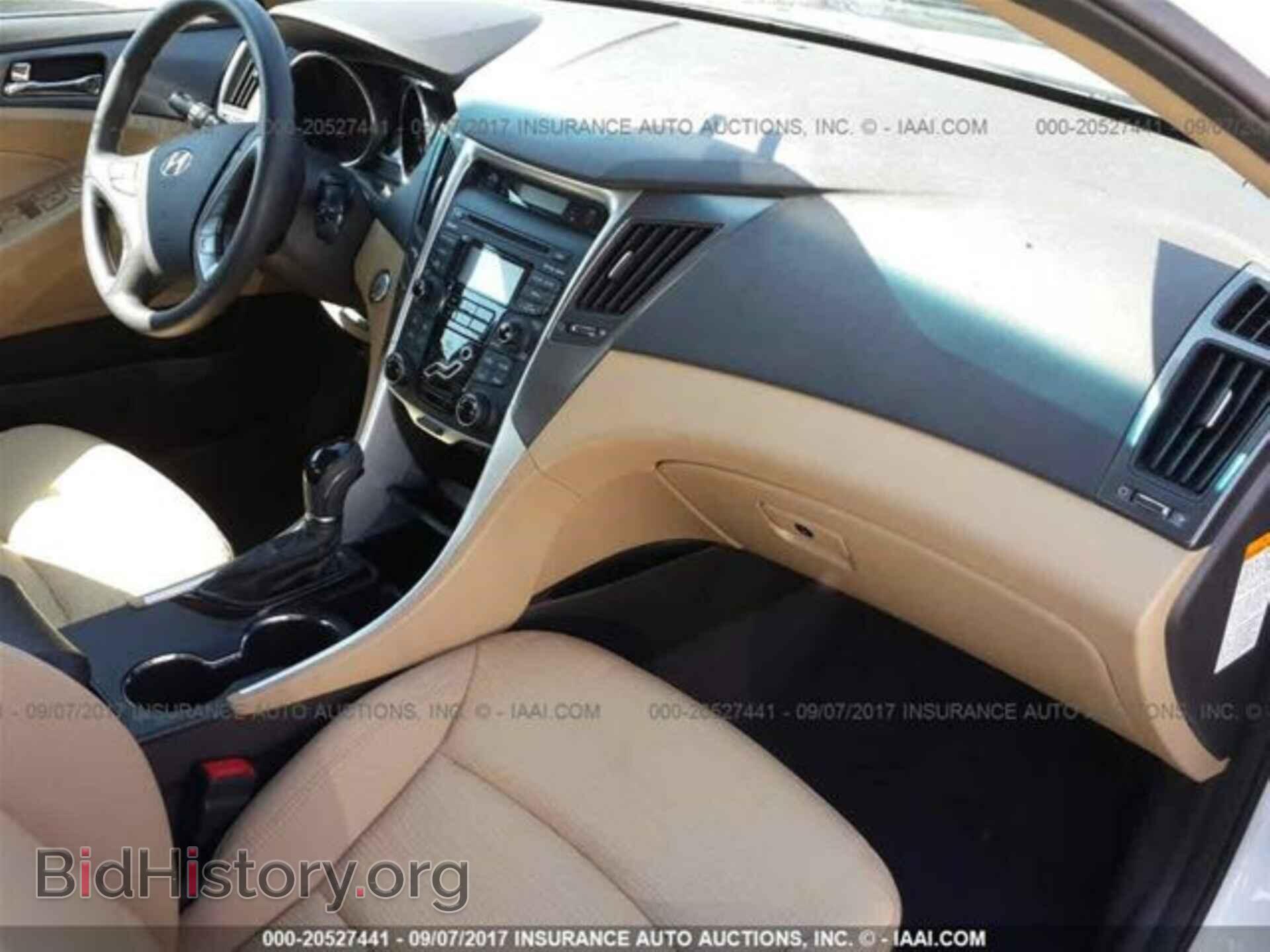2012 Hyundai Sonata - VIN: KMHEC4A48CA062679 - Photo 5