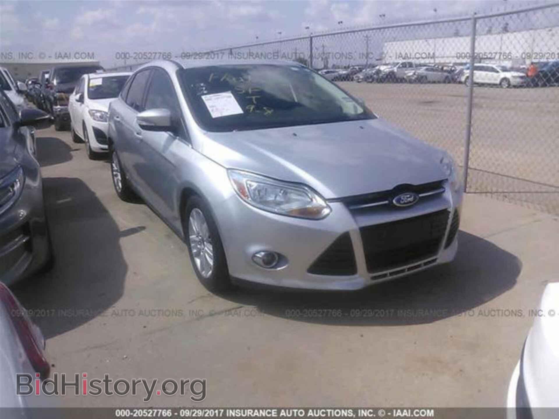 Photo 1FAHP3H29CL303258 - Ford Focus 2012