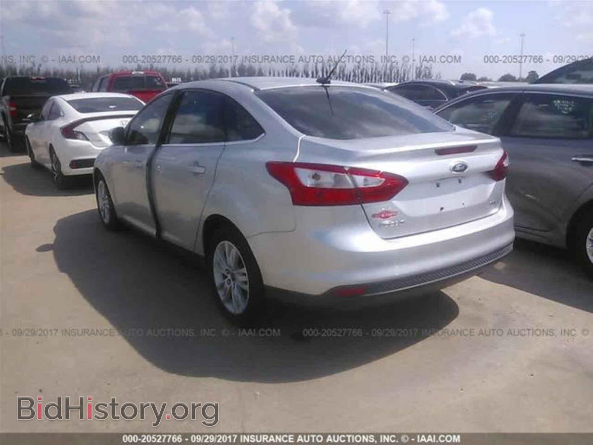 2012 Ford Focus - VIN: 1FAHP3H29CL303258 - Photo 3