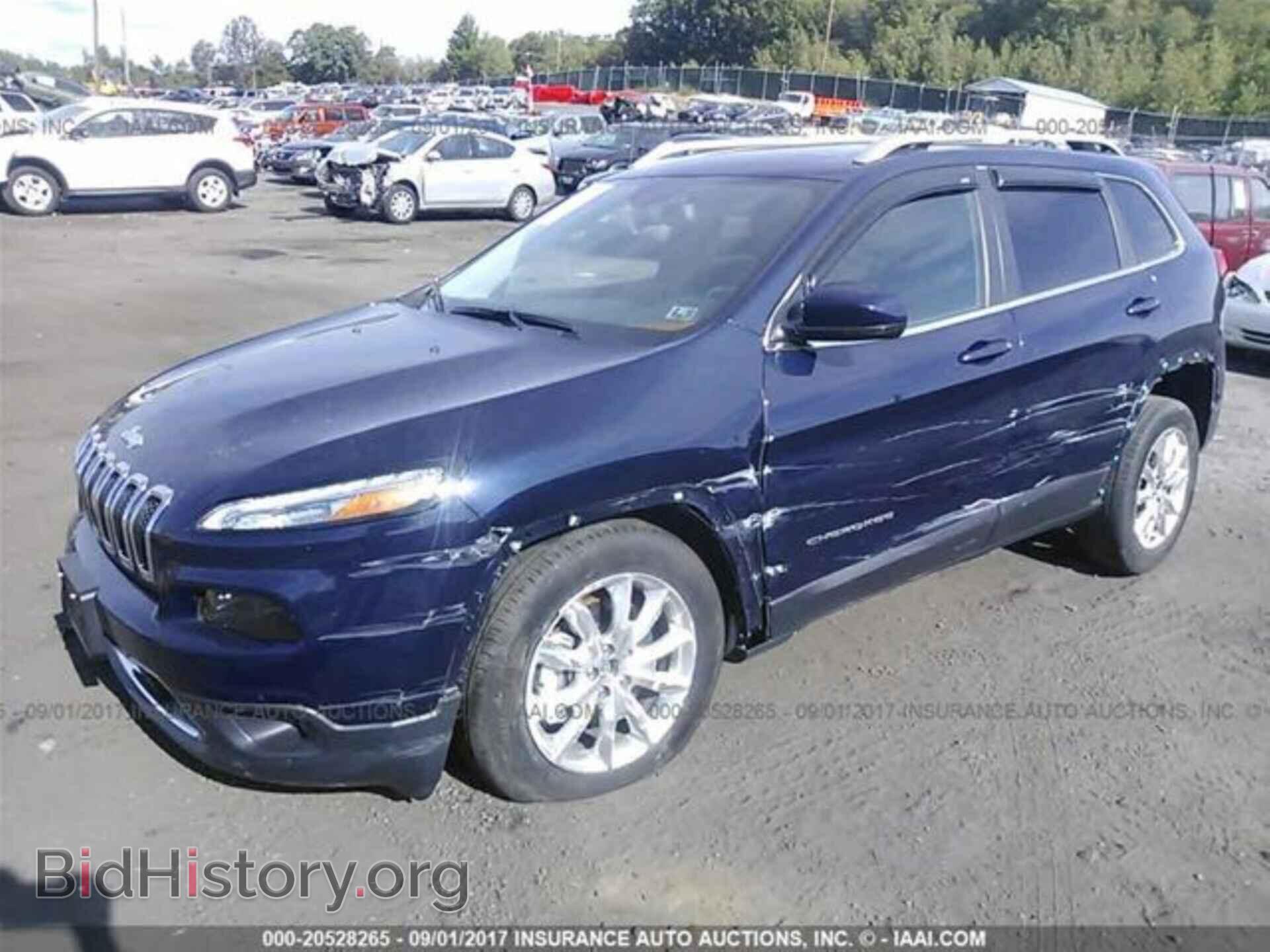 2014 Jeep Cherokee - VIN: 1C4PJMDB4EW190467 - Photo 2
