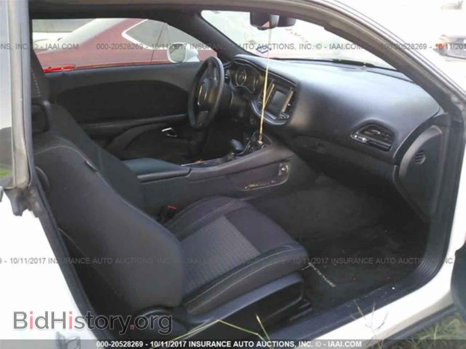 2016 Dodge Challenger - VIN: 2C3CDZAG4GH108570 - Photo 5