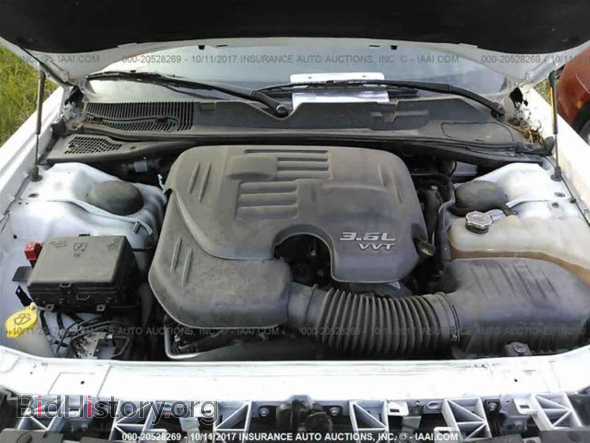 2016 Dodge Challenger - VIN: 2C3CDZAG4GH108570 - Photo 10
