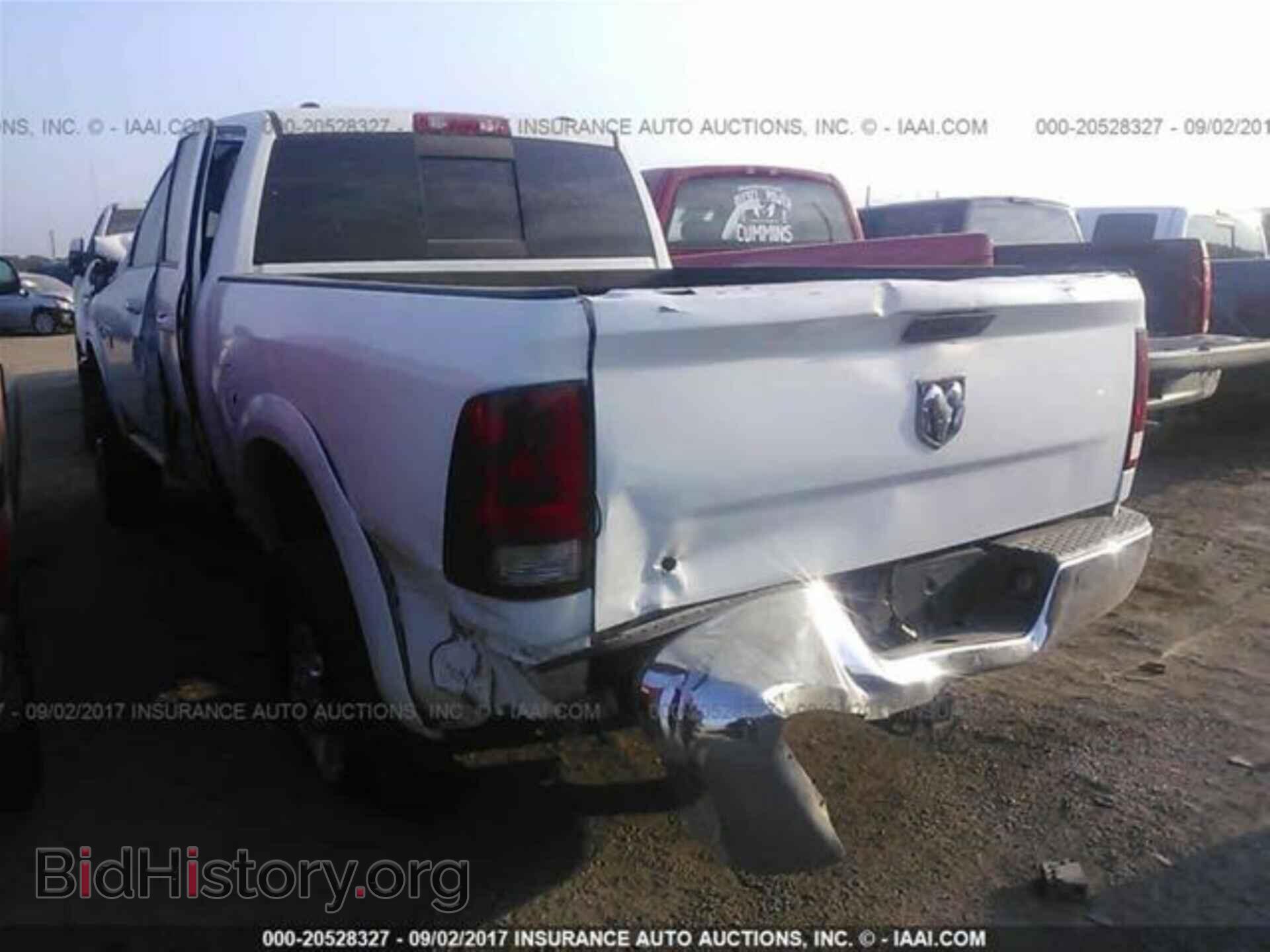 2011 Dodge Ram 3500 - VIN: 3D73Y3CL8BG623559 - Фото 3