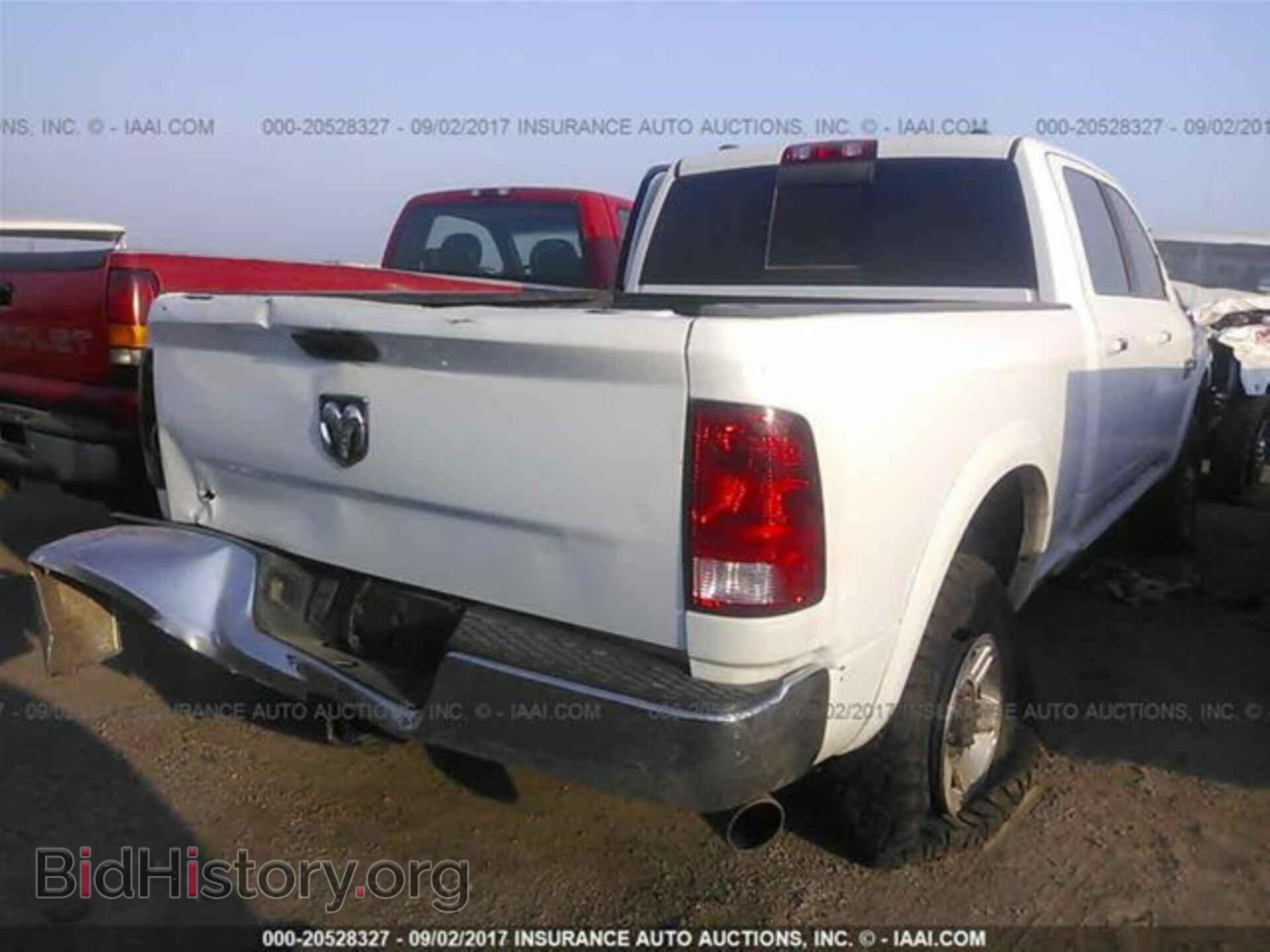 2011 Dodge Ram 3500 - VIN: 3D73Y3CL8BG623559 - Фото 4